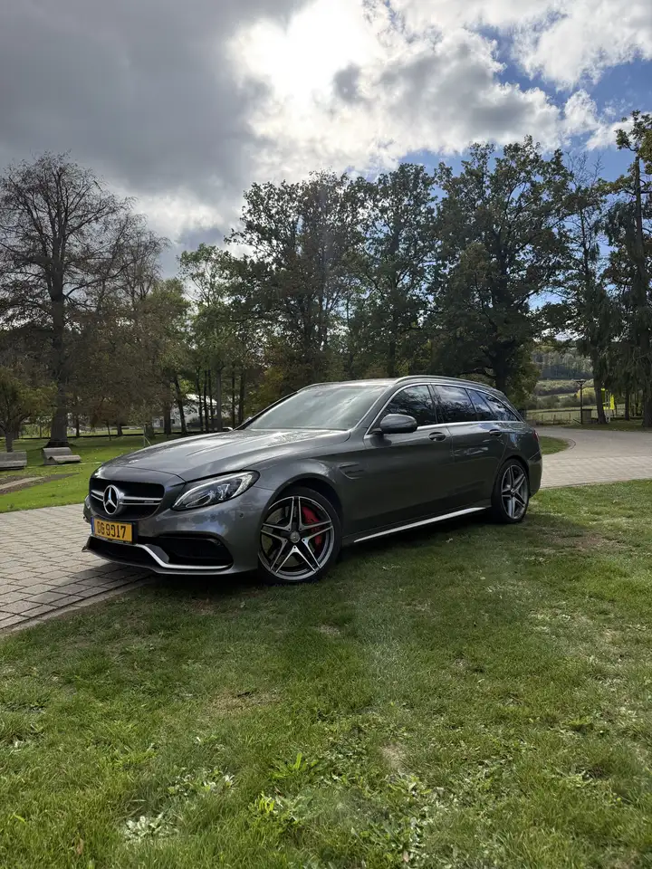 Mercedes-Benz C 63 AMG