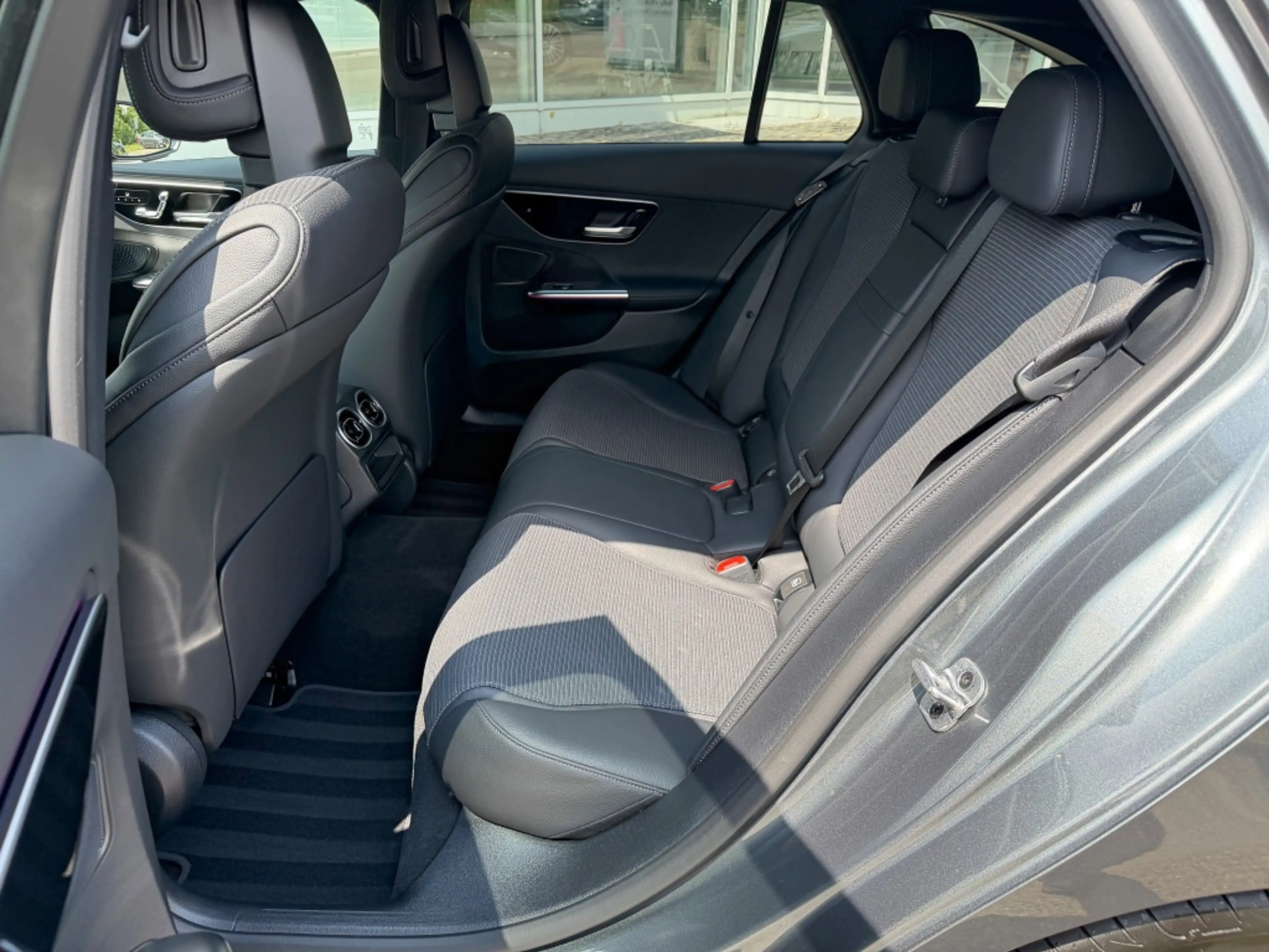 Mercedes-Benz C 200 T Edition Avantgarde AHK ACC WinterP+M&S — photo 13