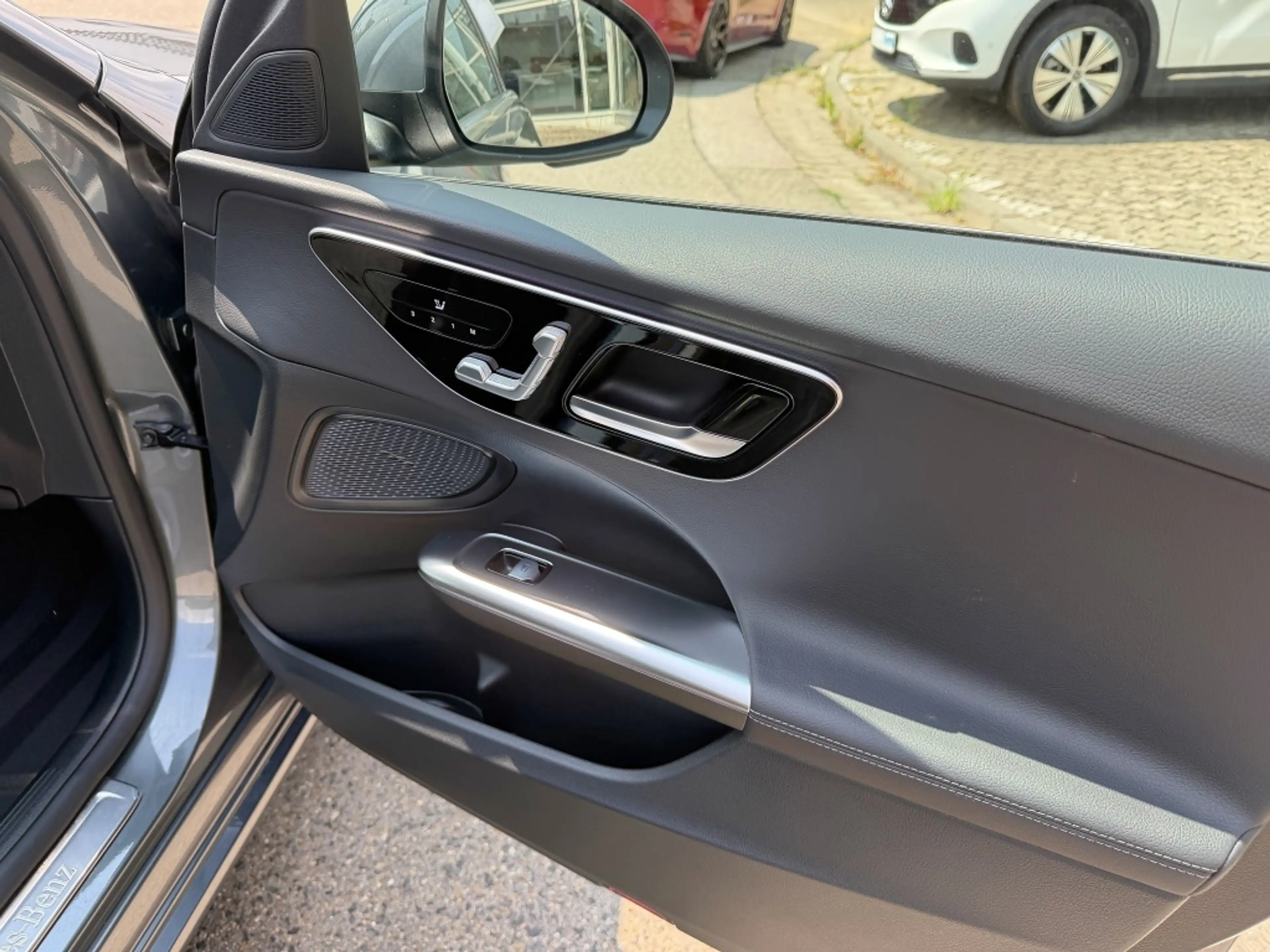 Mercedes-Benz C 200 T Edition Avantgarde AHK ACC WinterP+M&S — photo 15