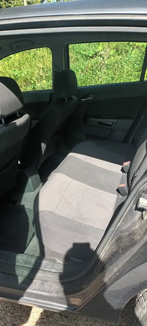 Opel Astra Astra 1.7 CDTi ECOTEC Essentia DPF Grijs - 2