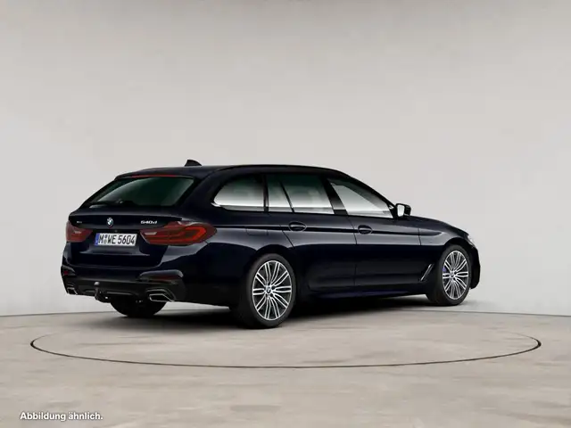 BMW 5 Series view 2