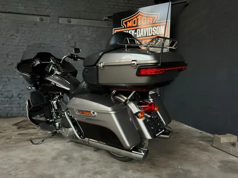 Harley-Davidson Road Glide - foto 6