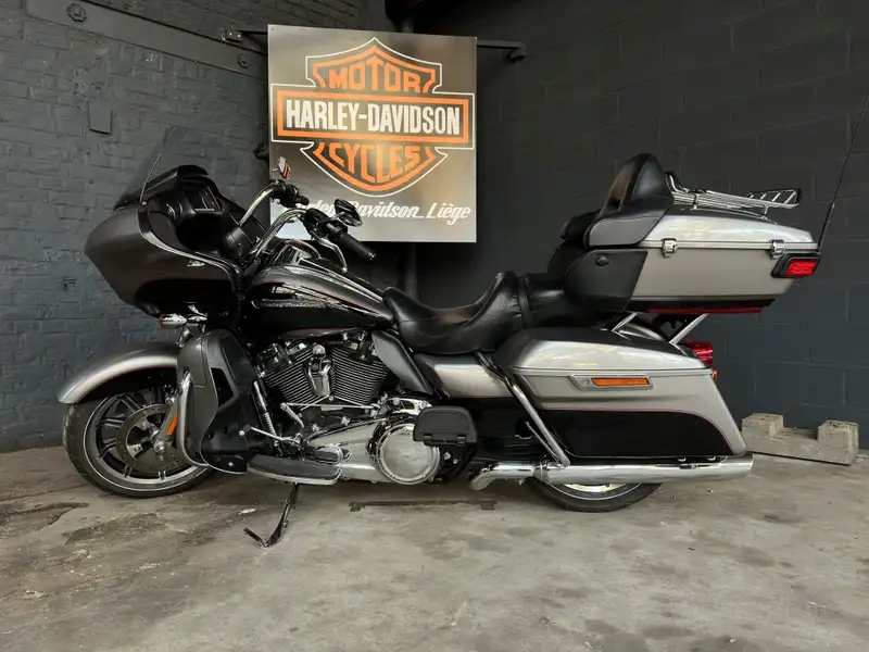 Harley-Davidson Road Glide - foto 4