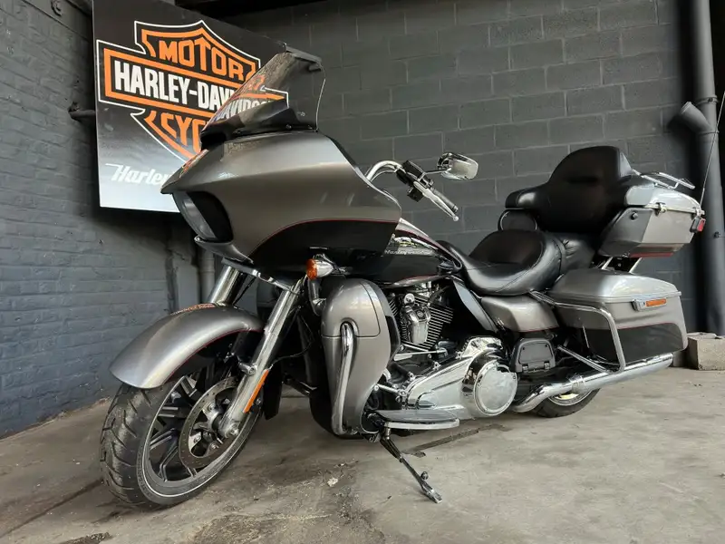 Harley-Davidson Road Glide - foto 5