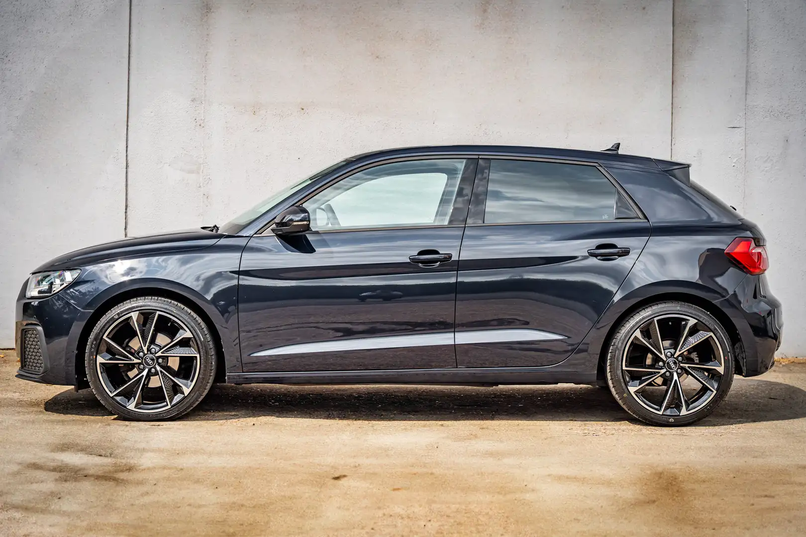 Audi A1 S-linelook Bleu - 2