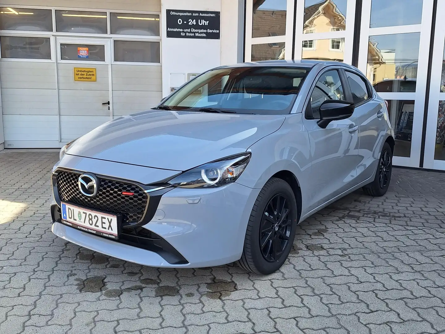 Mazda 2 Mazda 2 e-Skyactiv G90 Homura Homura Grau - 1