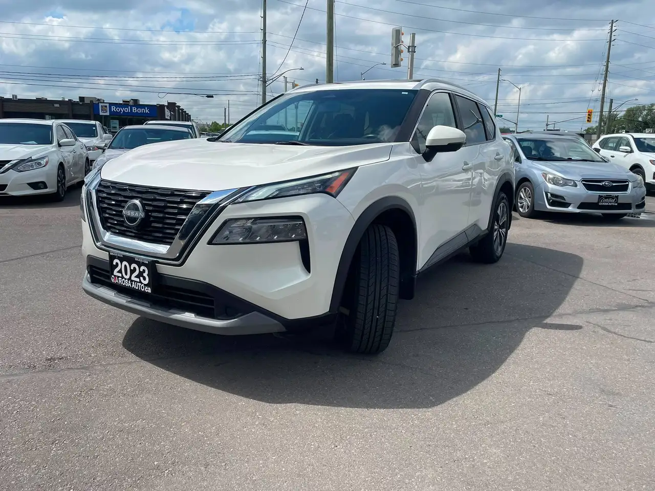 Nissan Rogue снимка Nissan Rogue