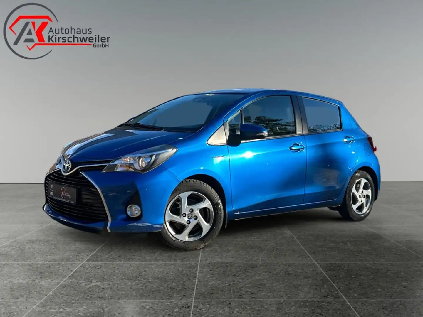 Toyota Yaris Hybrid 1.5 VVT-i Edition-S Blau - 1