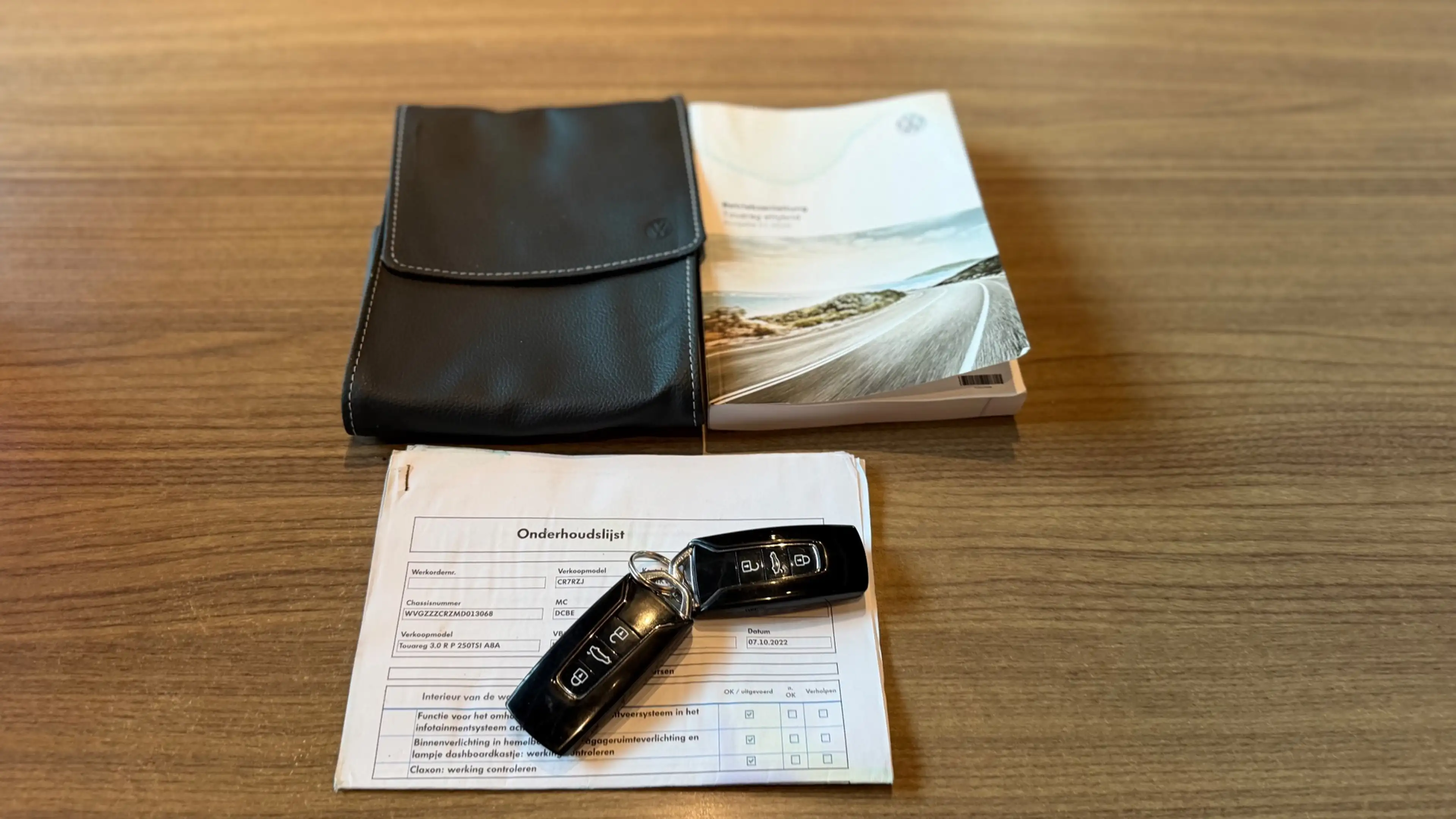 Volkswagen Touareg 3.0 TSi eHybrid 4MOTION R-Line Panoramadak leer Ca — photo 37