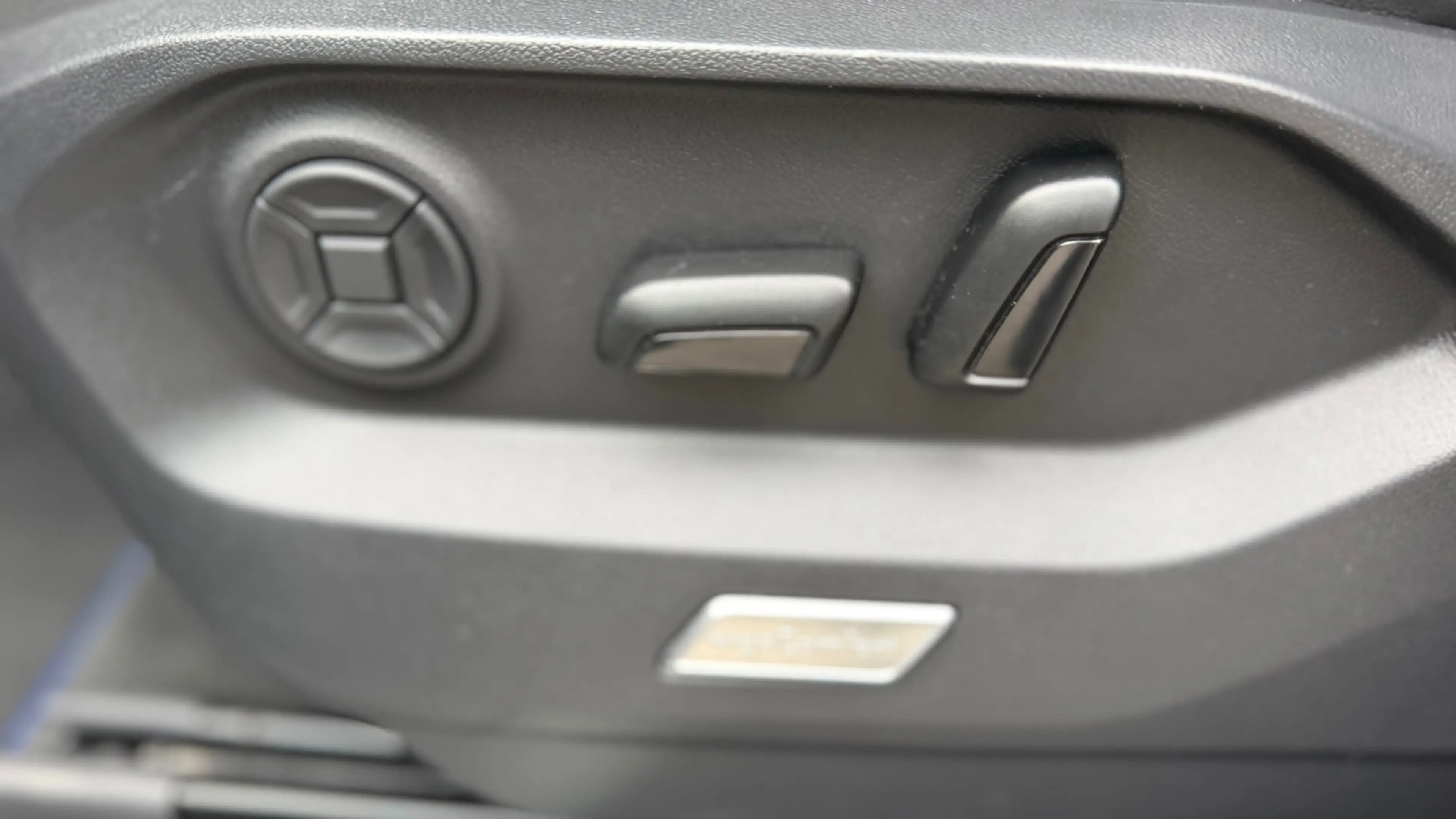 Volkswagen Touareg 3.0 TSi eHybrid 4MOTION R-Line Panoramadak leer Ca — photo 28