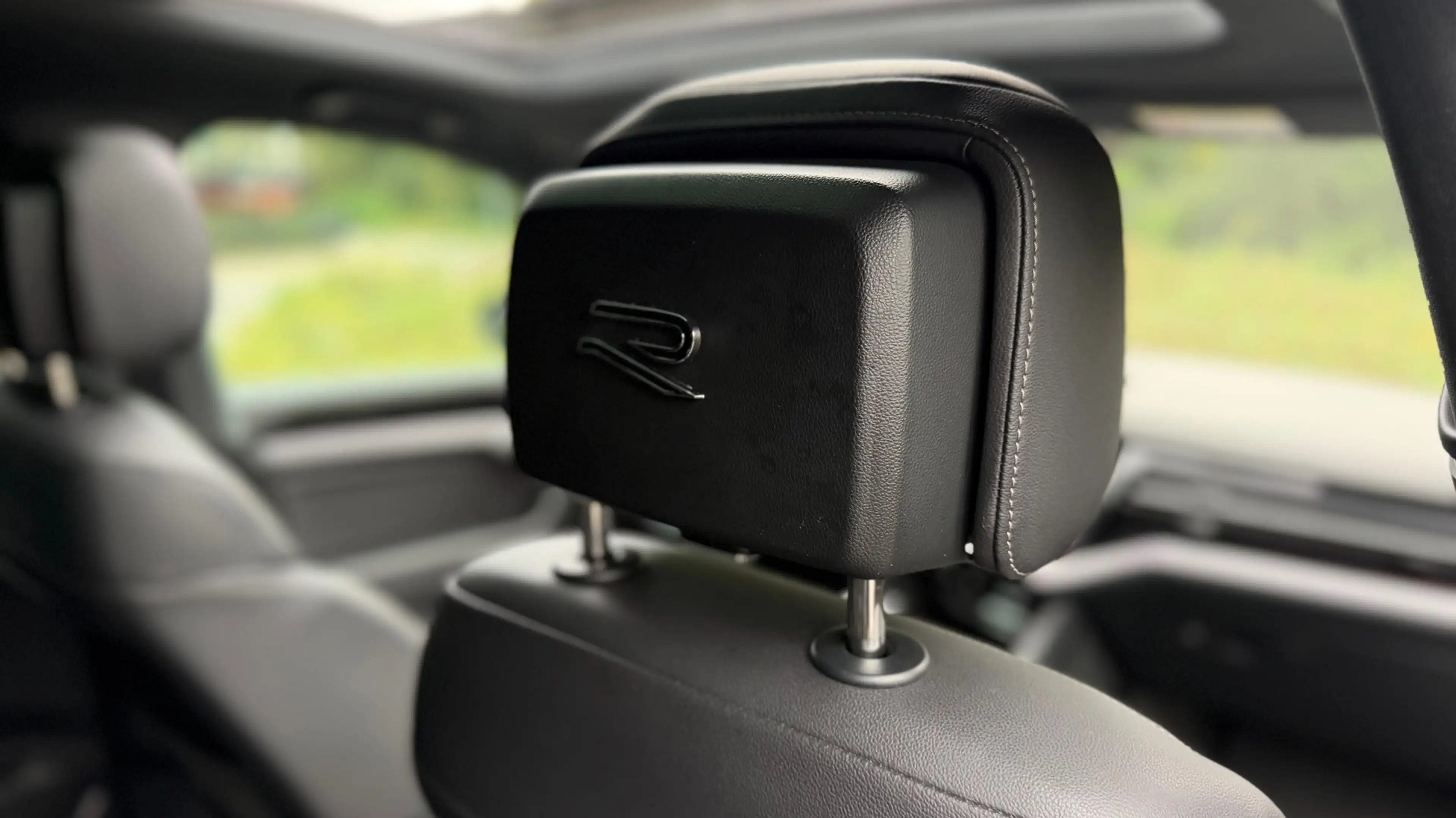 Volkswagen Touareg 3.0 TSi eHybrid 4MOTION R-Line Panoramadak leer Ca — photo 18