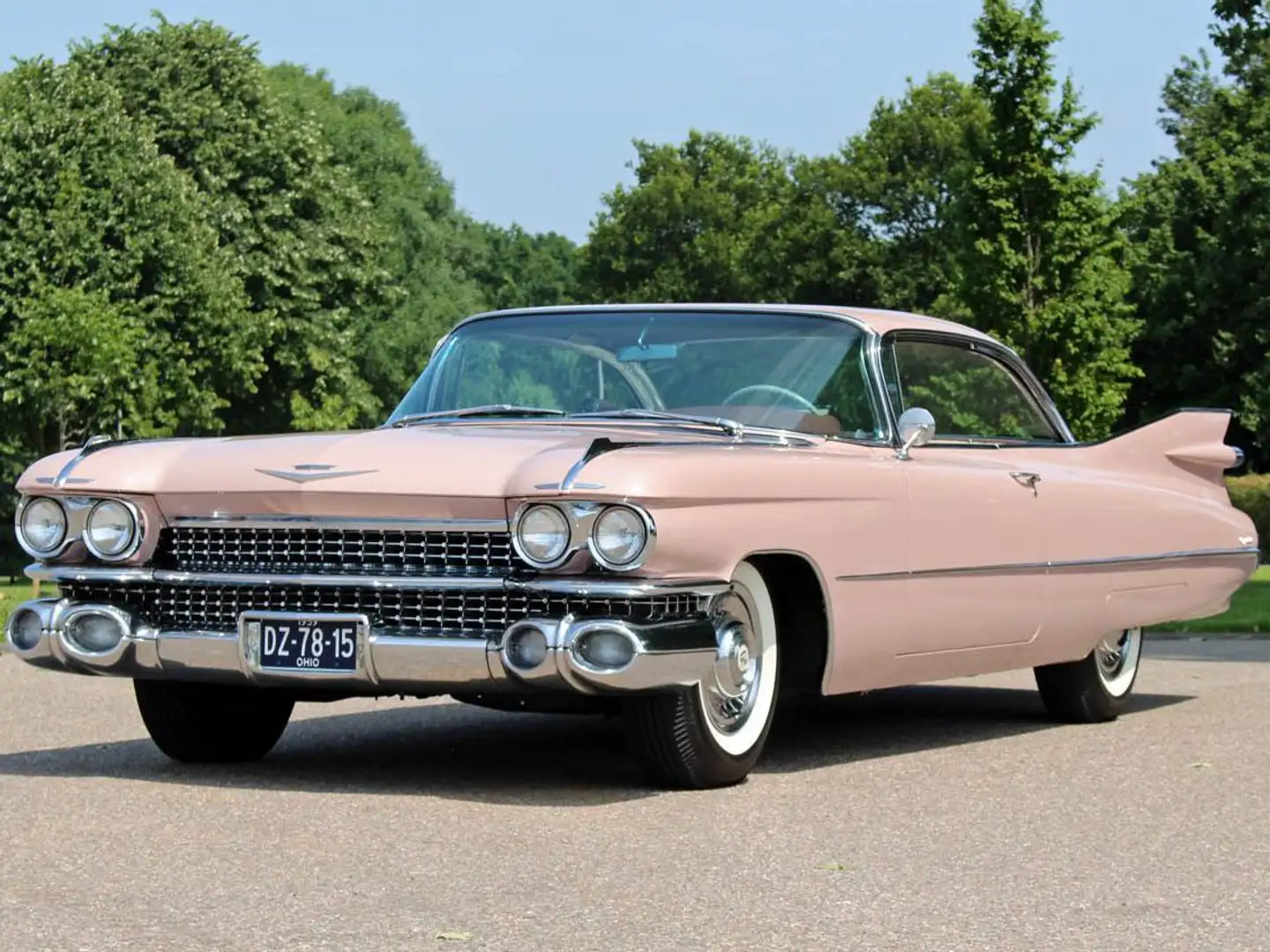 Cadillac Deville Coupe 1959 Beige - 2