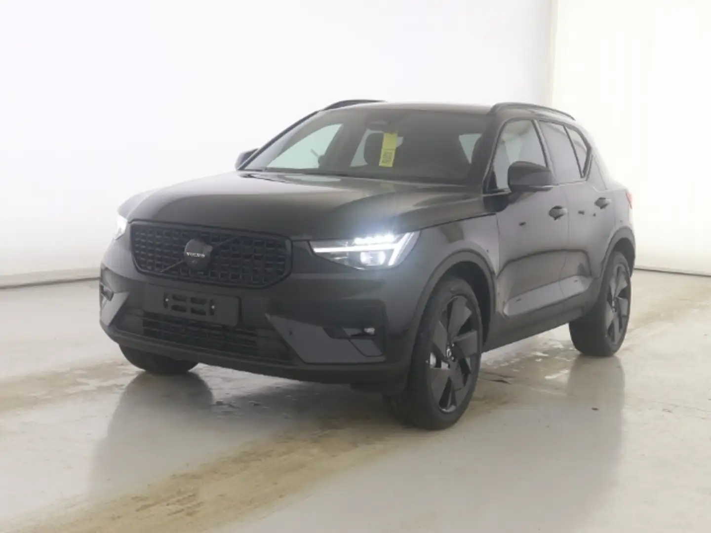 Volvo XC40 Plus BLACK EDITION B3 DAB Harman ACC Keyless 360ka Schwarz - 1