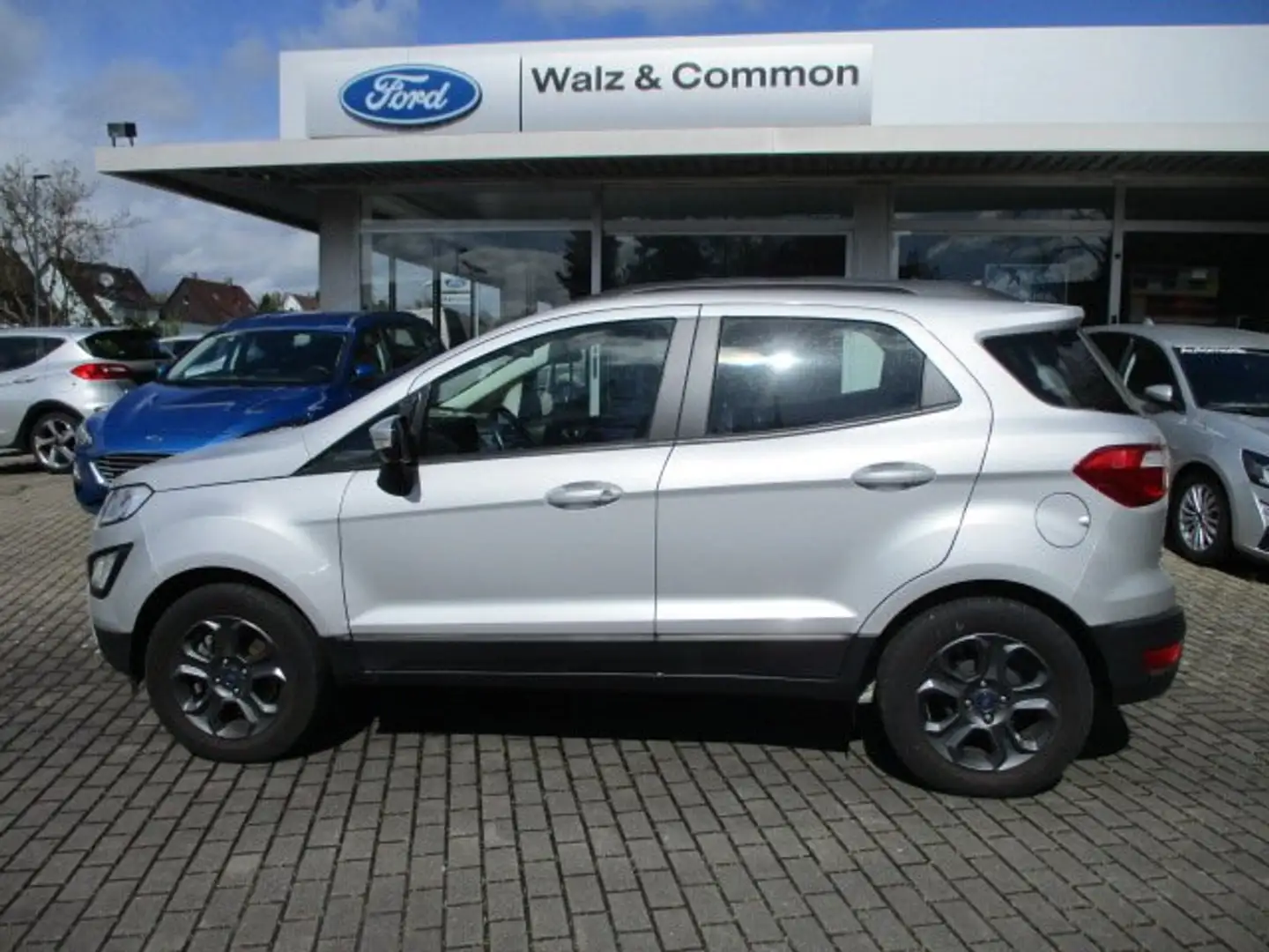 Ford EcoSport Cool + Connect Silber - 1