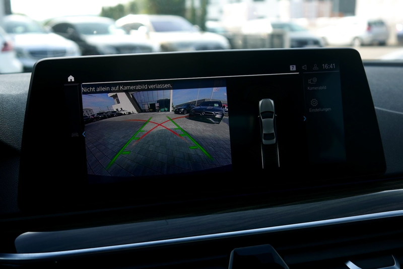 BMW 530 e Aut. *Live Cockpit Professional & Rückfahrkamer — photo 15