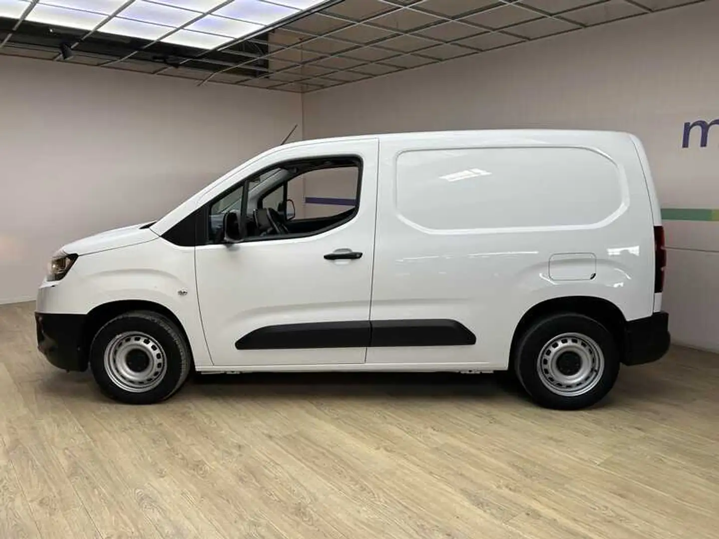 Toyota Proace City 1.5D 100 CV S&S L1 S Ground Fehér - 2