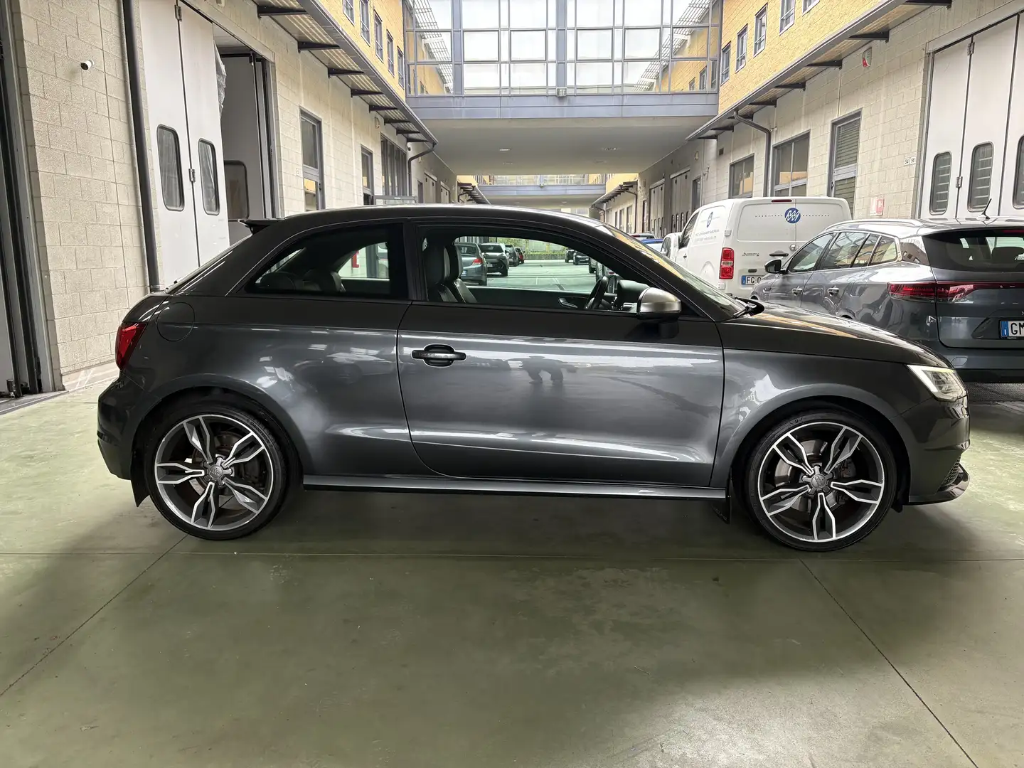 Audi S1 2.0 tfsi quattro Grigio - 2