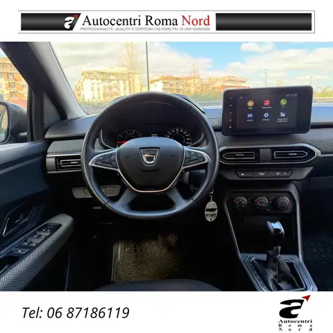 Dacia Sandero view 5