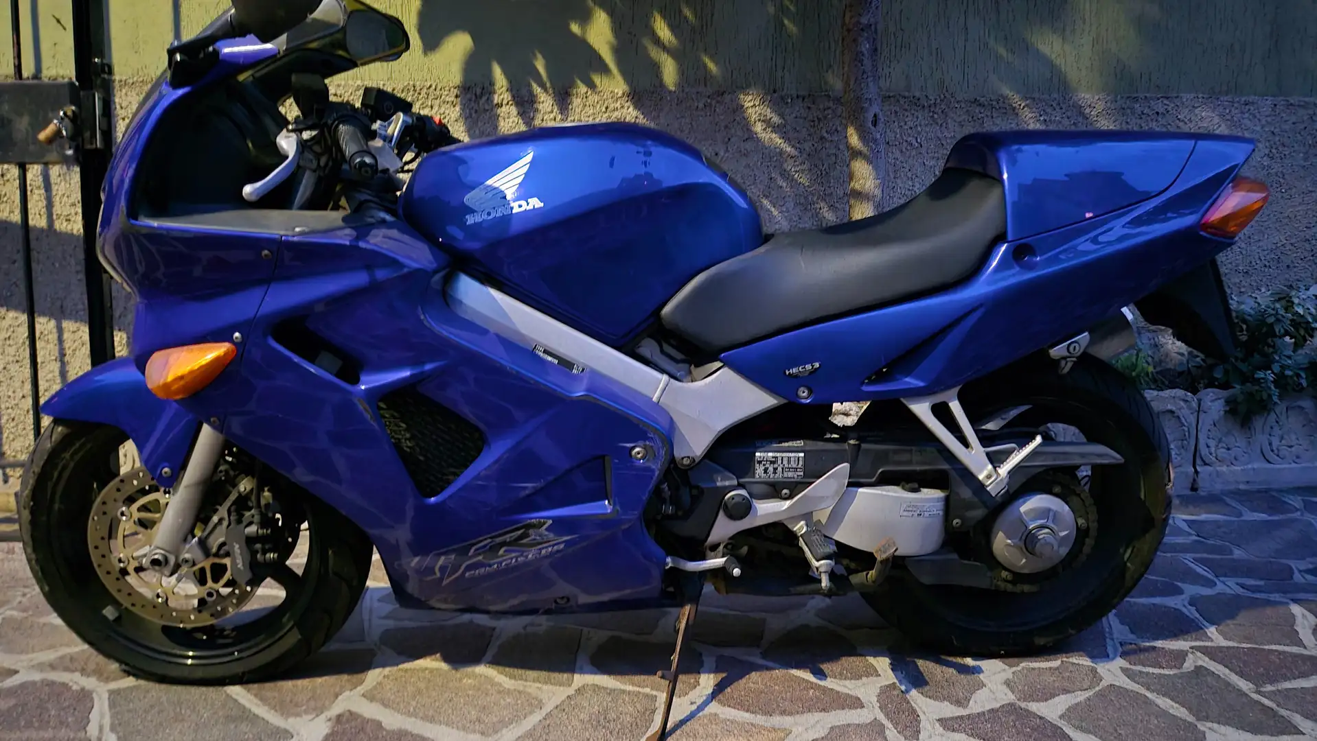 Honda VFR 800 Albastru - 1