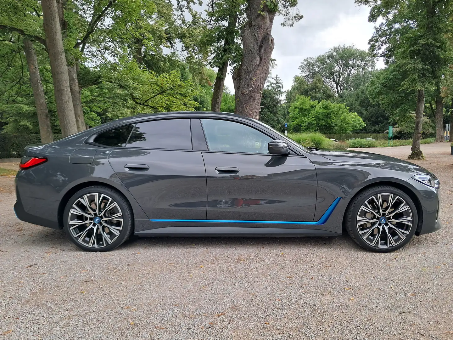 BMW i4 i4 eDrive40 Gran Coupe Grau - 1