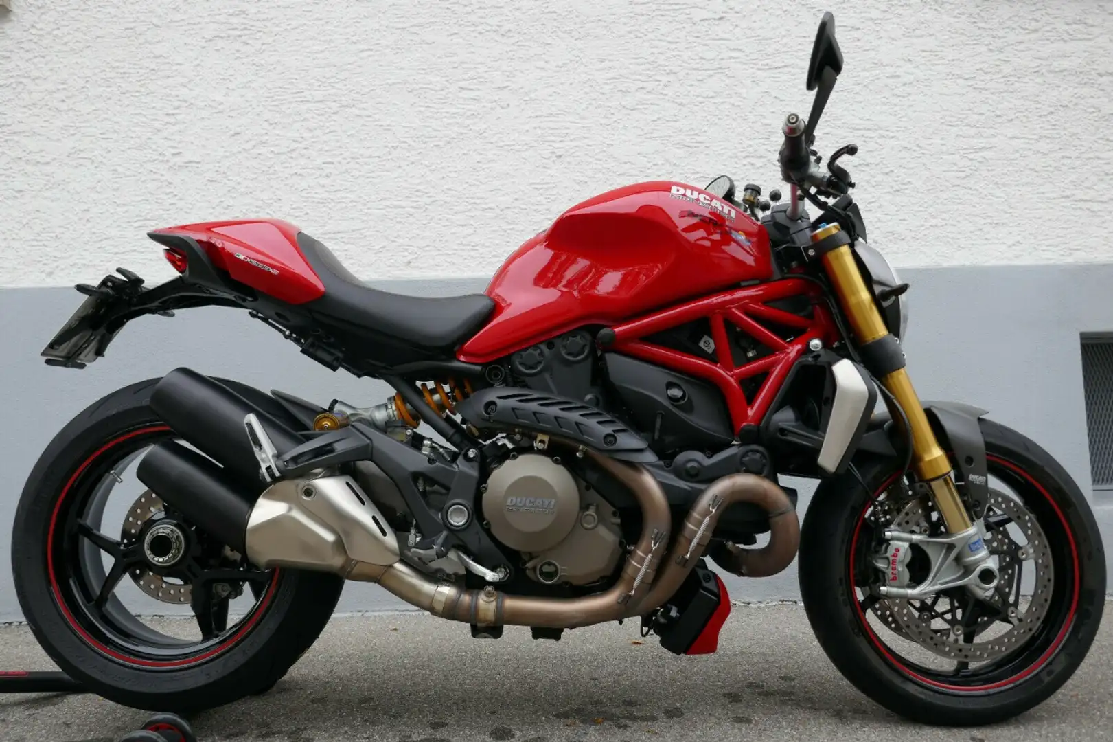 Ducati Monster 1200 S NCR Rojo - 2