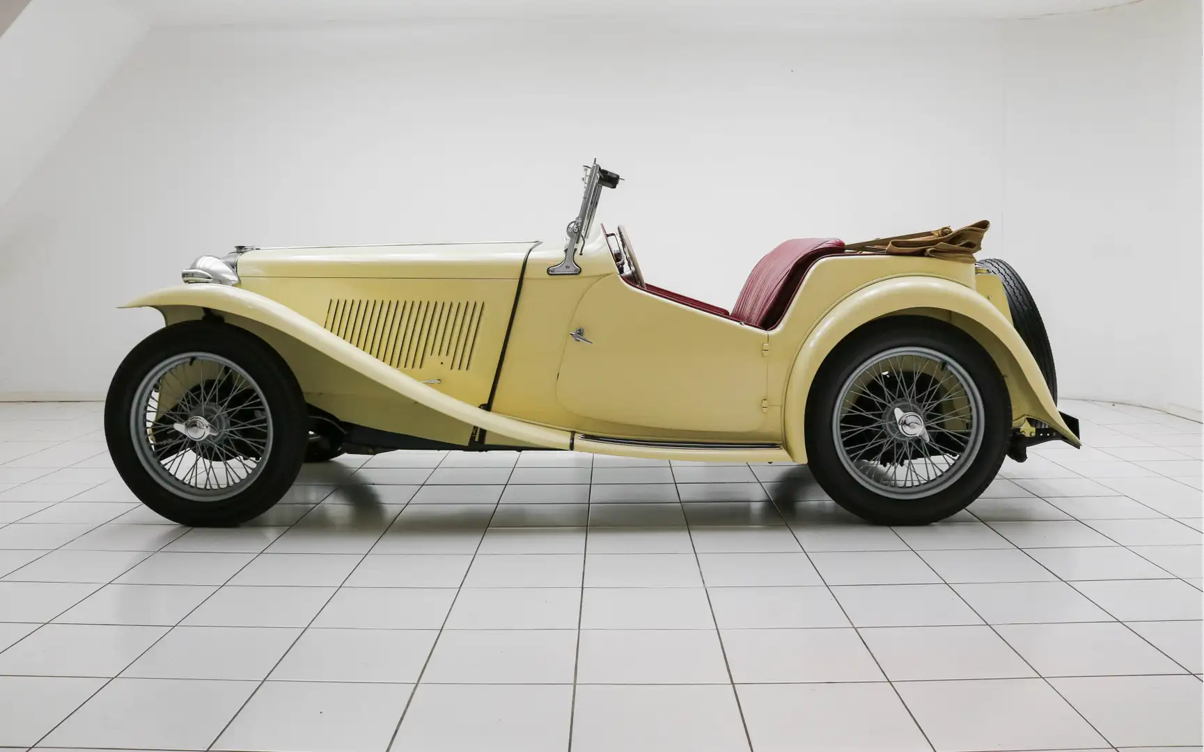 MG TC Roadster * Frame off restored * Perfect conditi - 2