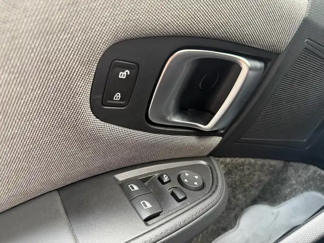 BMW I3 view 16