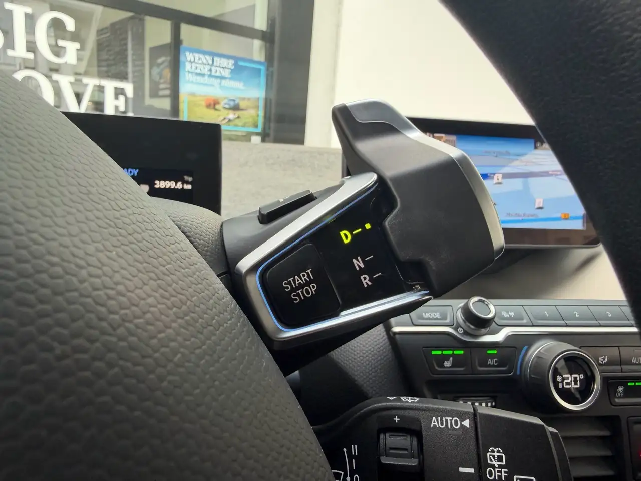 BMW i3 s 120 Navi Standh. LED PDC DAB Tempomat 19" LMR, миниатюра 15