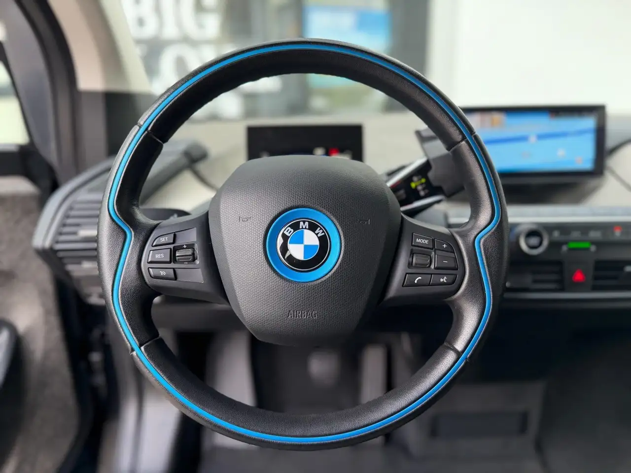 BMW i3 s 120 Navi Standh. LED PDC DAB Tempomat 19" LMR, миниатюра 5