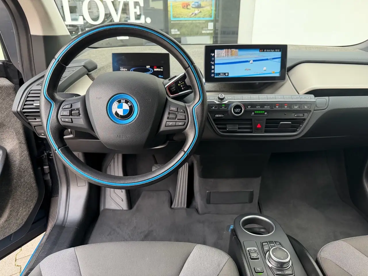 BMW i3 s 120 Navi Standh. LED PDC DAB Tempomat 19" LMR, миниатюра 3