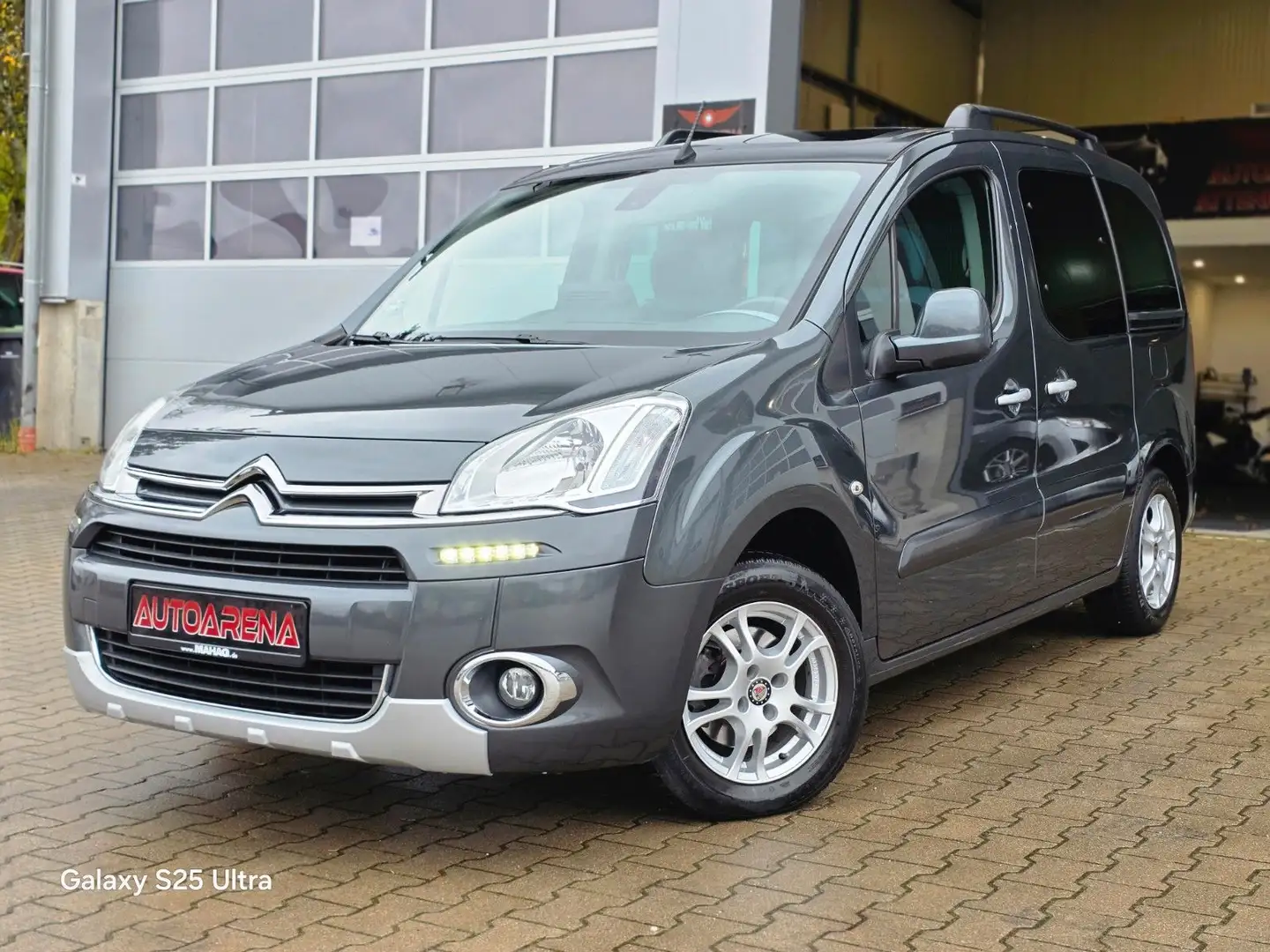 Citroen Berlingo 1.6 VTI120 Multispace|PANO|SHZ|PDC|NAVI Gris - 1