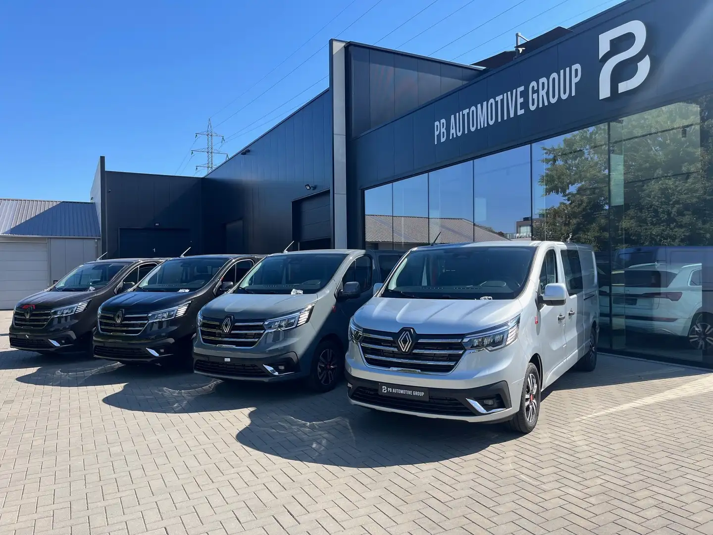 Renault Trafic Dubbel Cabine 170pk Exclusive Line ACC 9 traps Чорний - 1