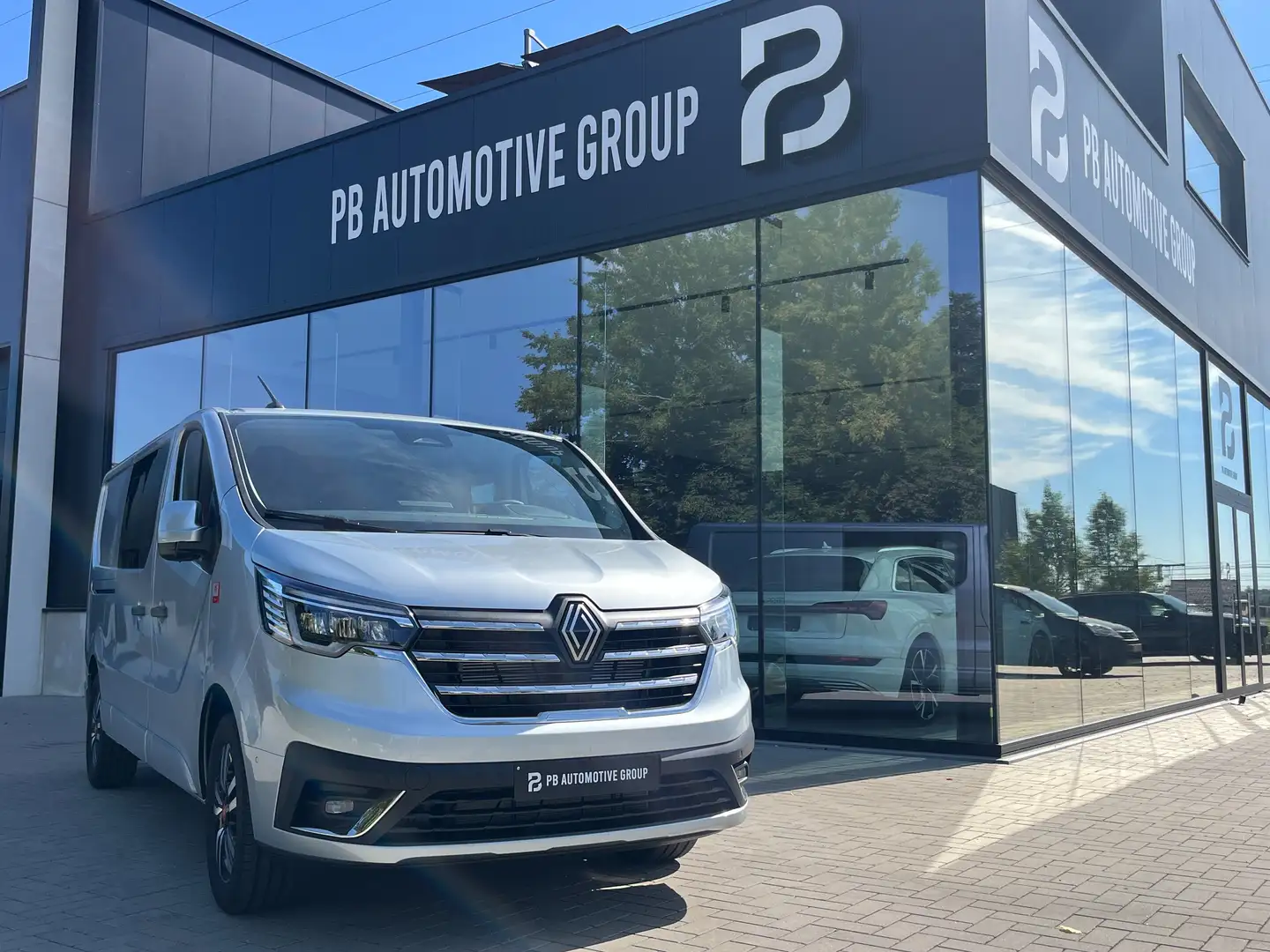 Renault Trafic Dubbel Cabine 170pk Exclusive Line ACC 9 traps Noir - 2