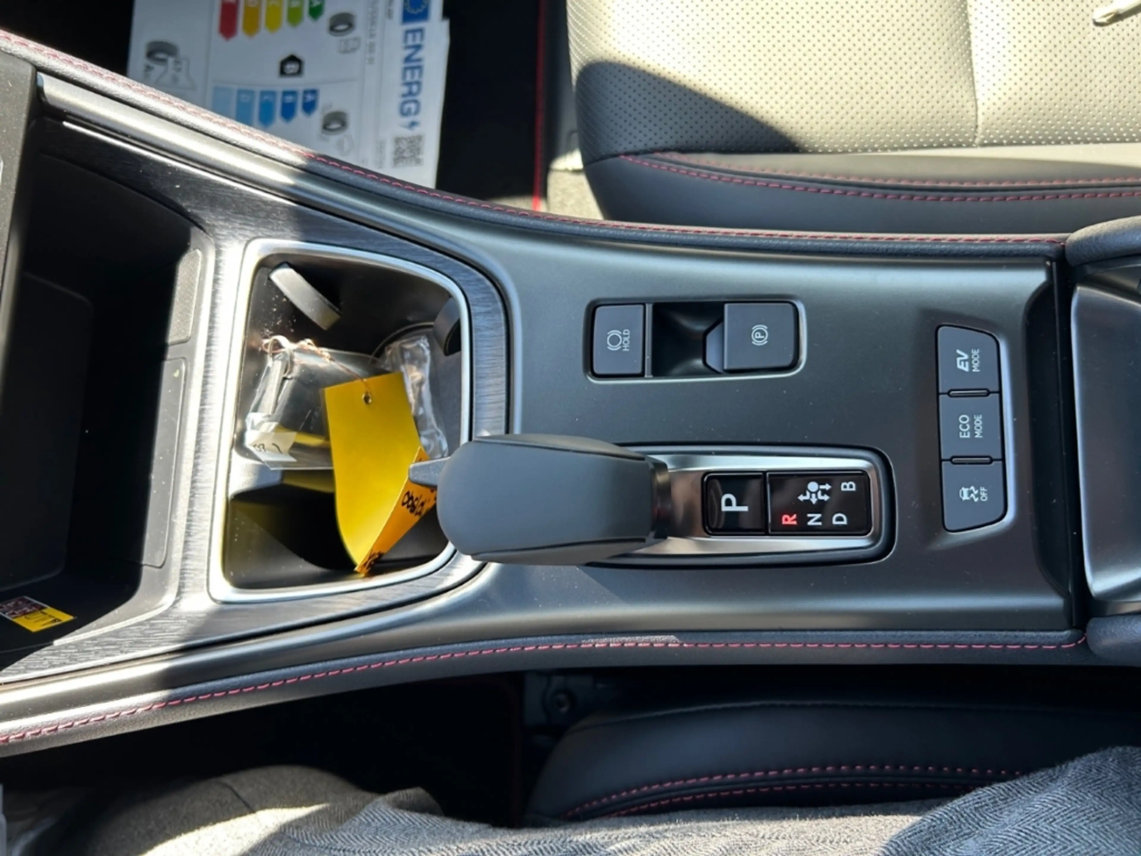 Lexus LBX 1.5 Hybrid Emotion NAVI LEDER PDC SHZ MY26 — photo 20