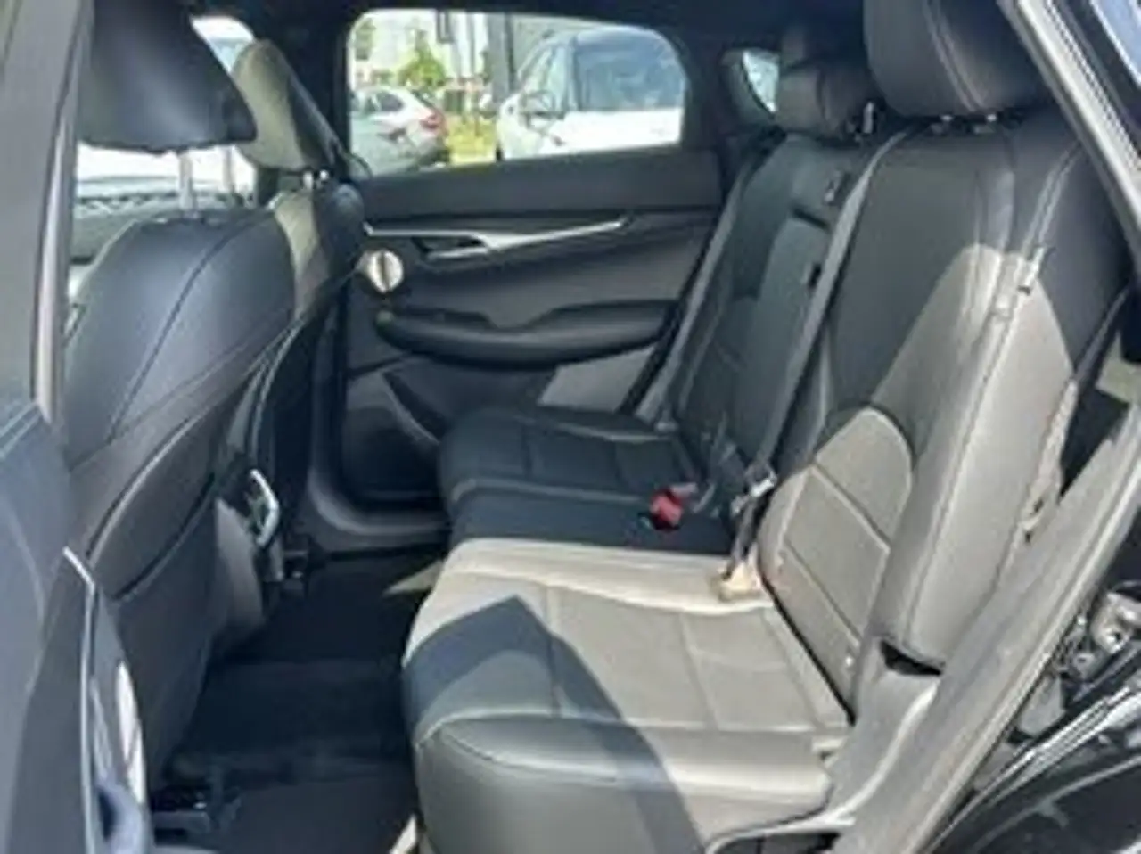 Infiniti QX55 снимка Infiniti QX55