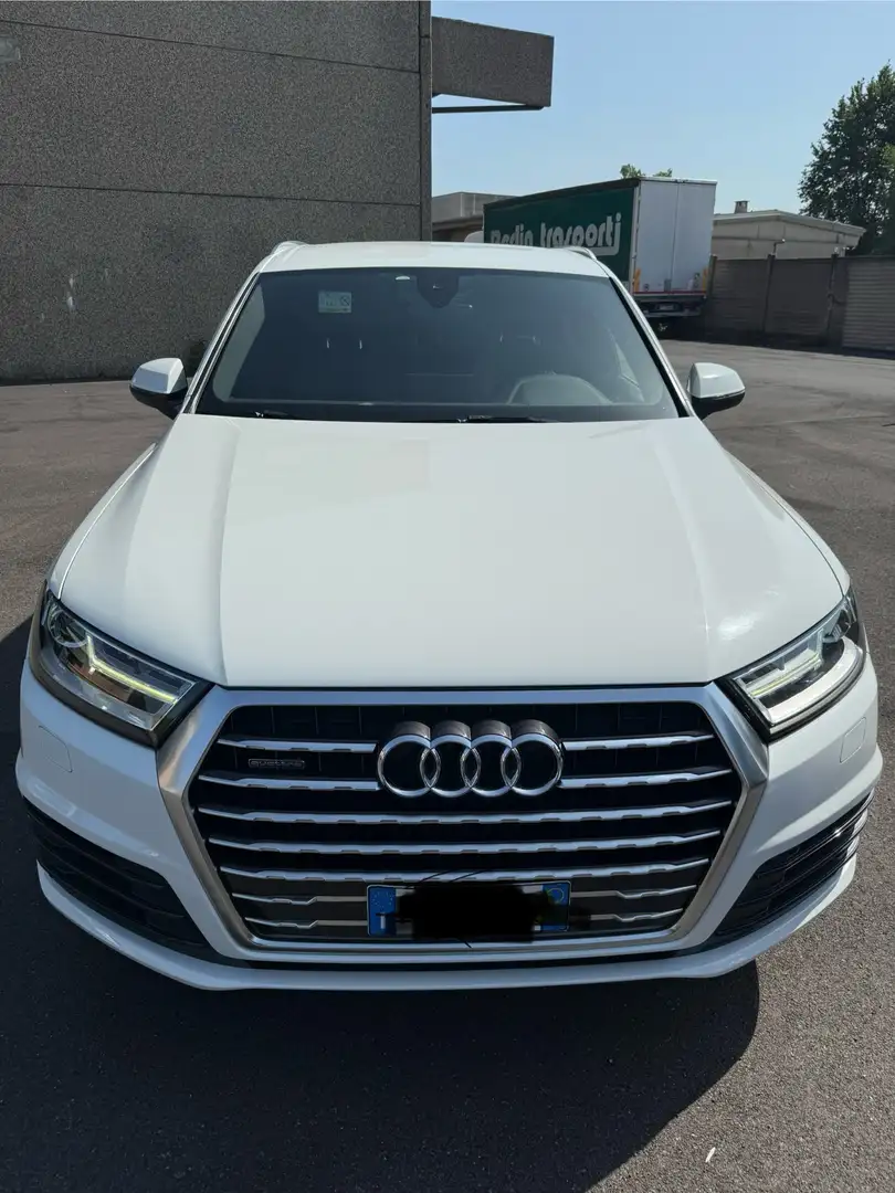 Audi Q7 3.0 tdi ultra Business Plus quattro tiptronic - 1
