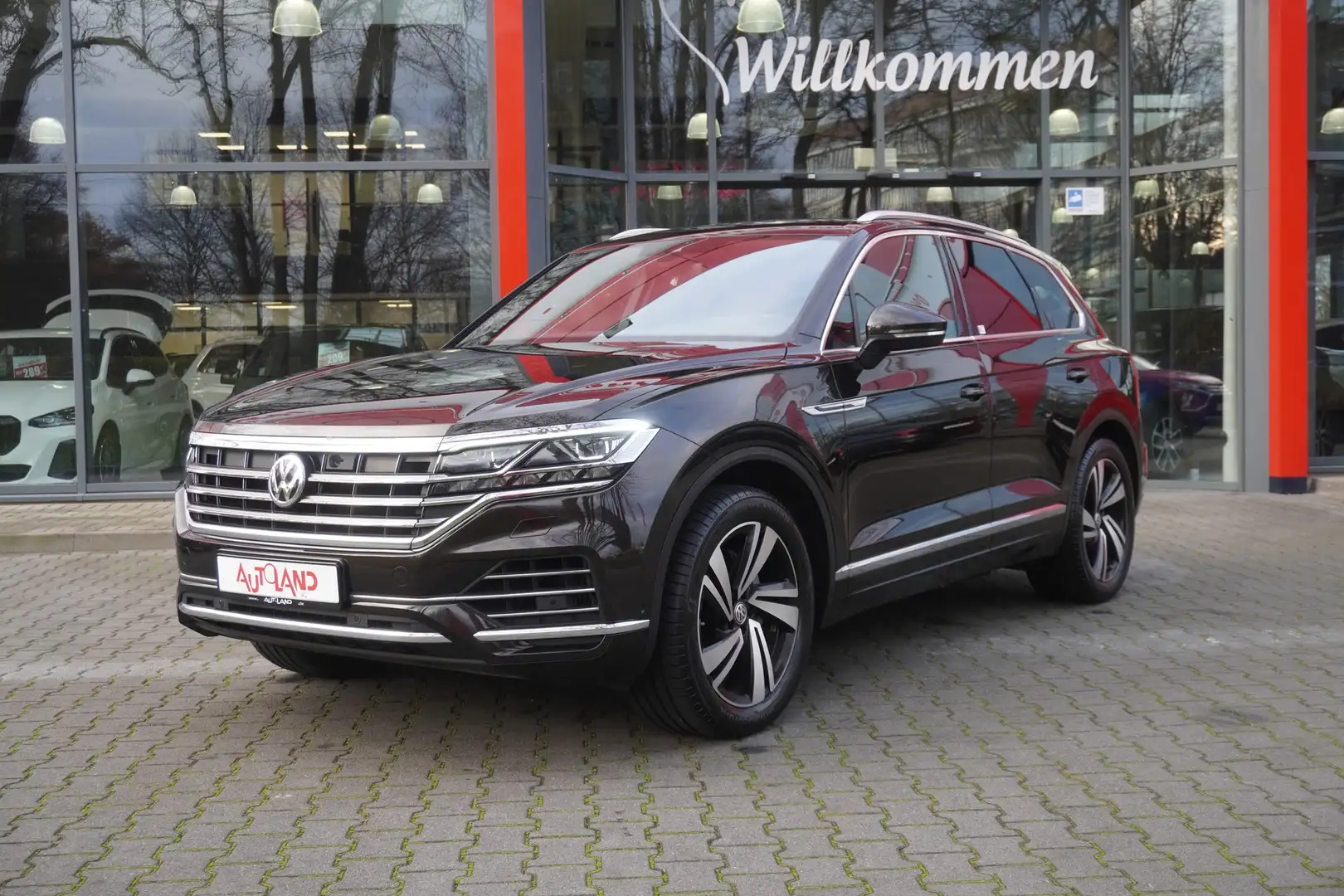 Volkswagen Touareg 3.0 V6 TDI LED Navi AHK Airmatic Leder Brun - 2
