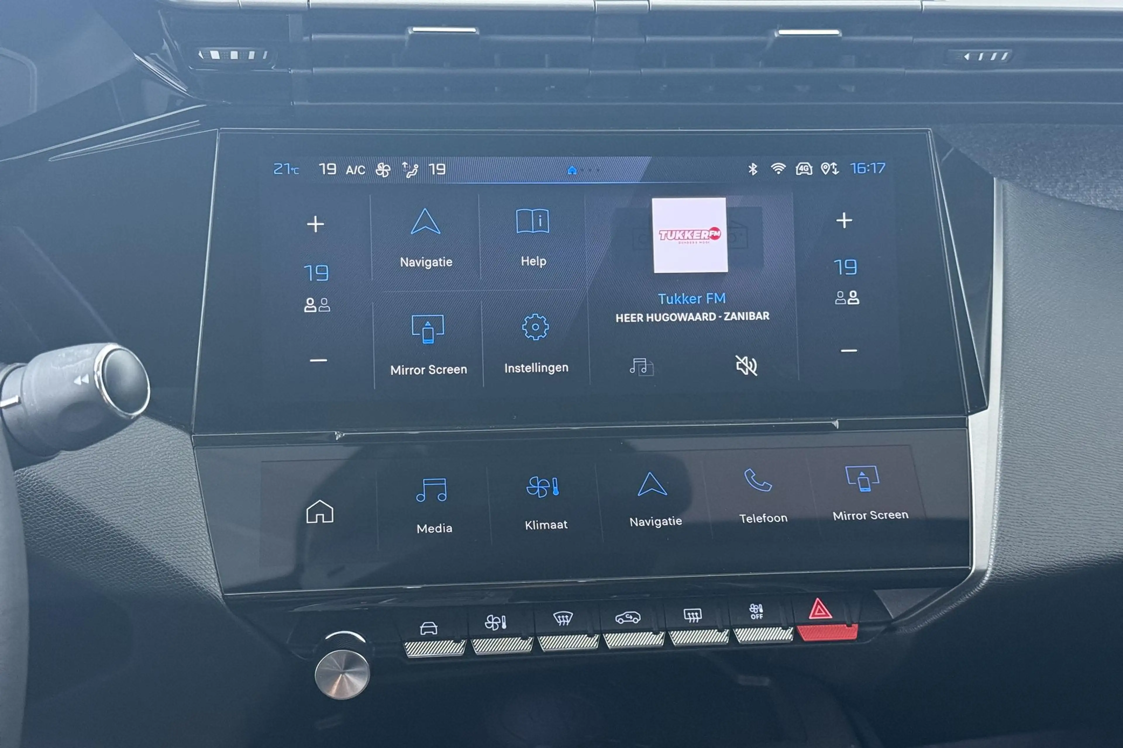 Peugeot 408 1.6 180pk HYbrid Allure Pack Automaat | Stoel+Stuu — photo 8