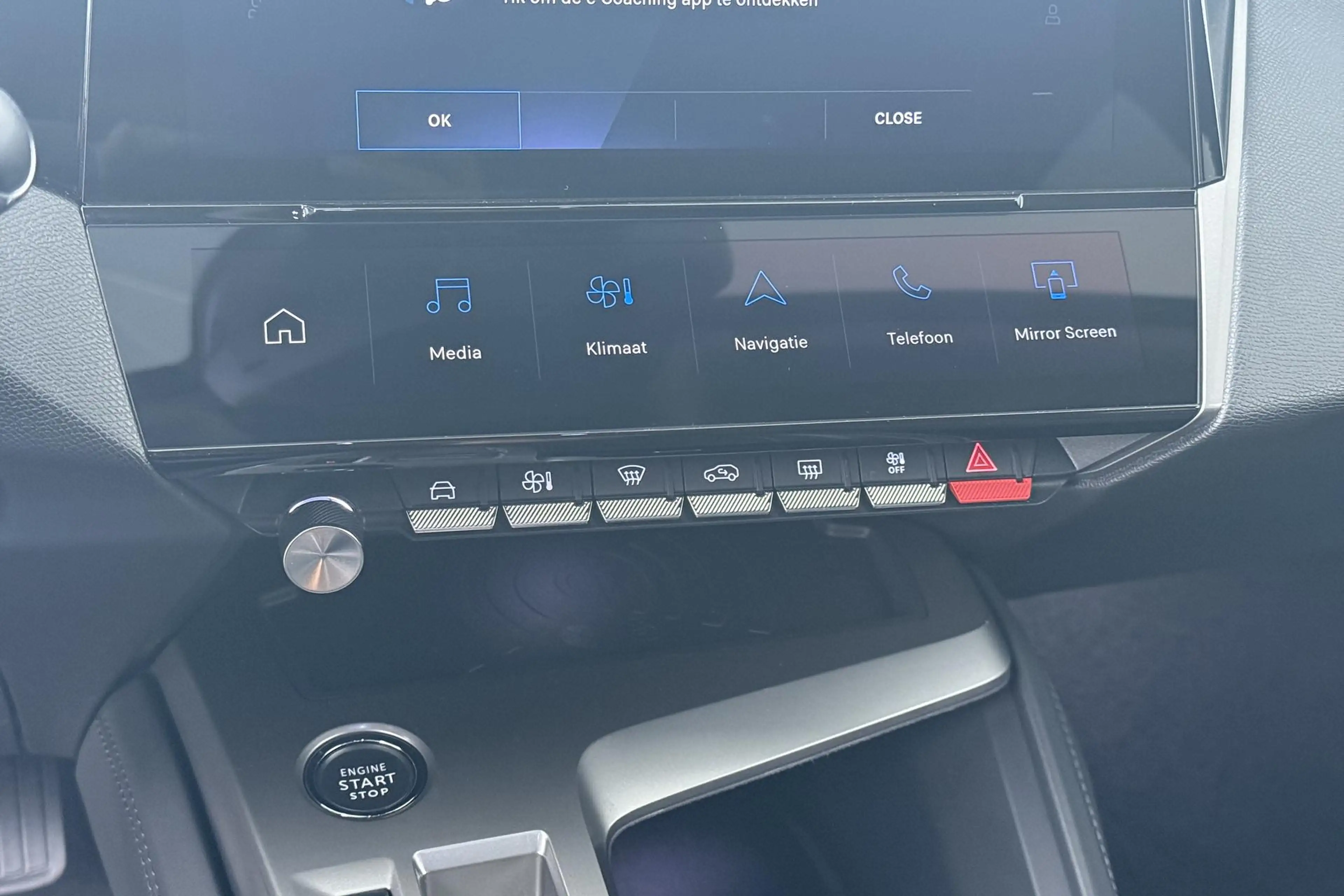Peugeot 408 1.6 180pk HYbrid Allure Pack Automaat | Stoel+Stuu — photo 7