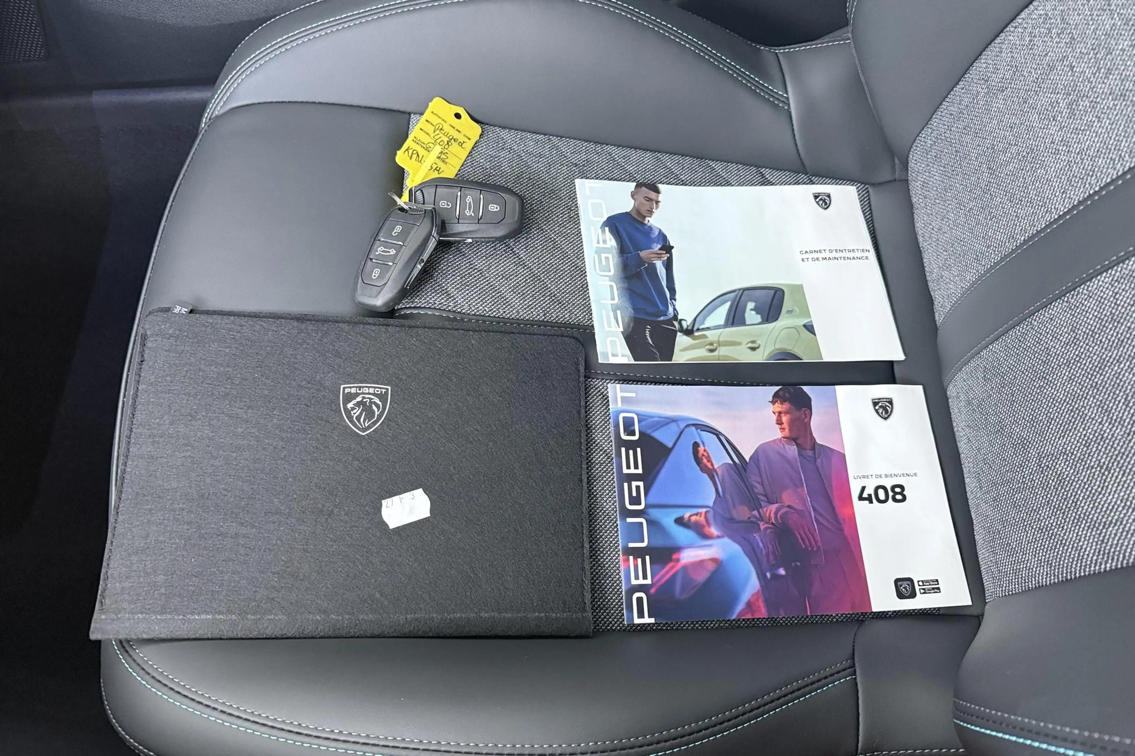 Peugeot 408 1.6 180pk HYbrid Allure Pack Automaat | Stoel+Stuu — photo 10