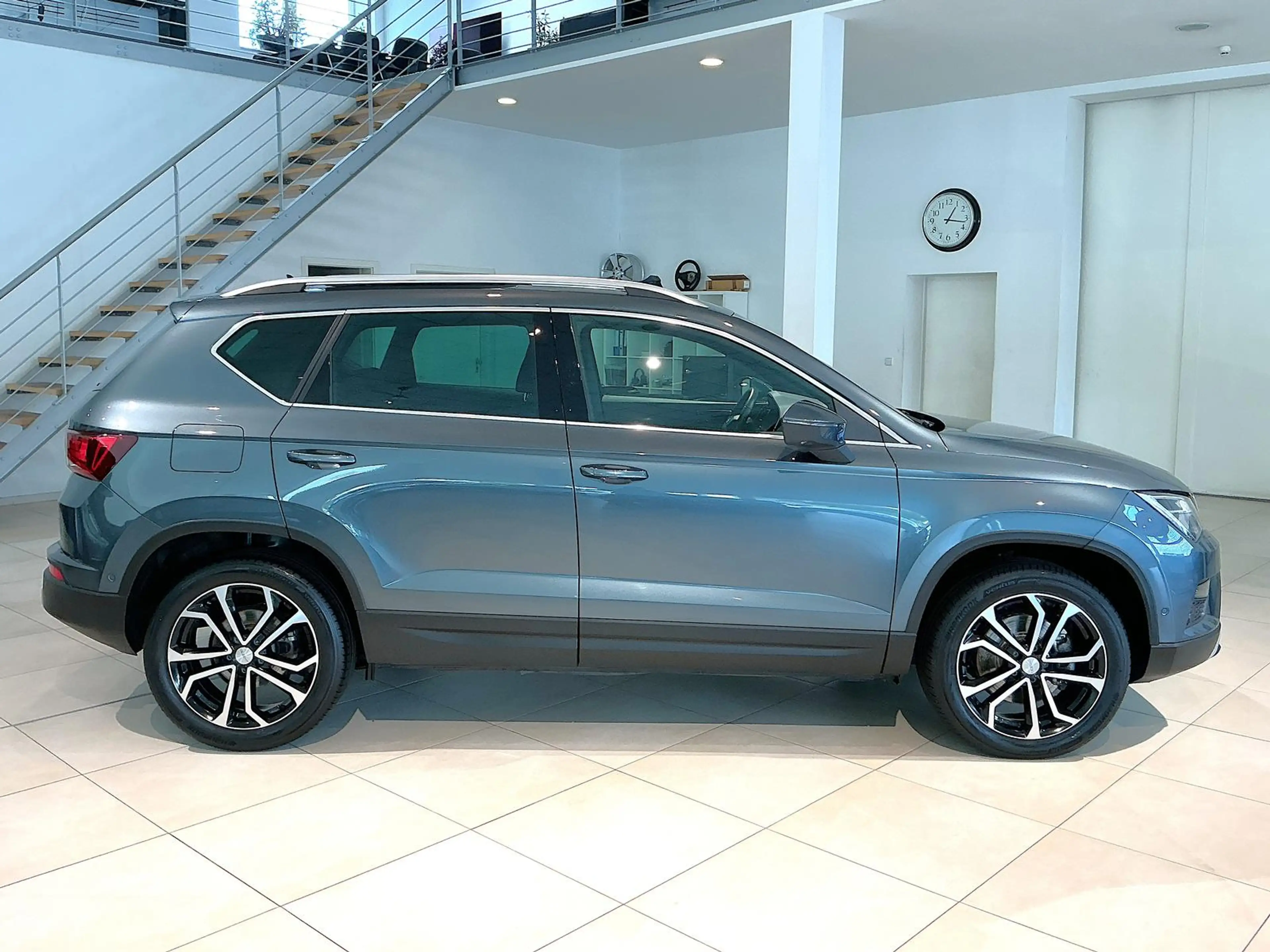 SEAT Ateca TDI DSG 4x4 X LED PANO Beats MLink SHZ RFK — photo 4