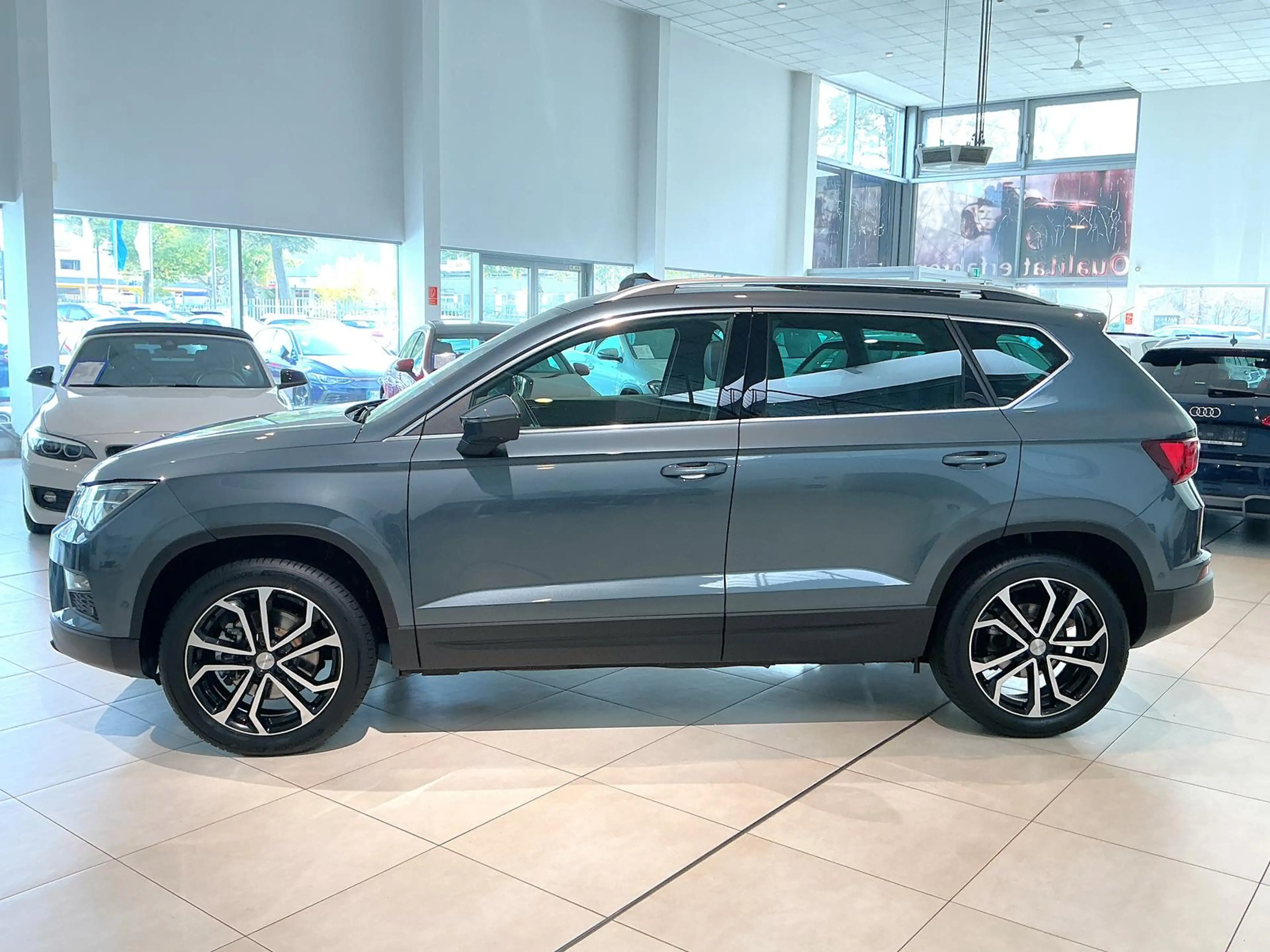 SEAT Ateca TDI DSG 4x4 X LED PANO Beats MLink SHZ RFK — photo 7