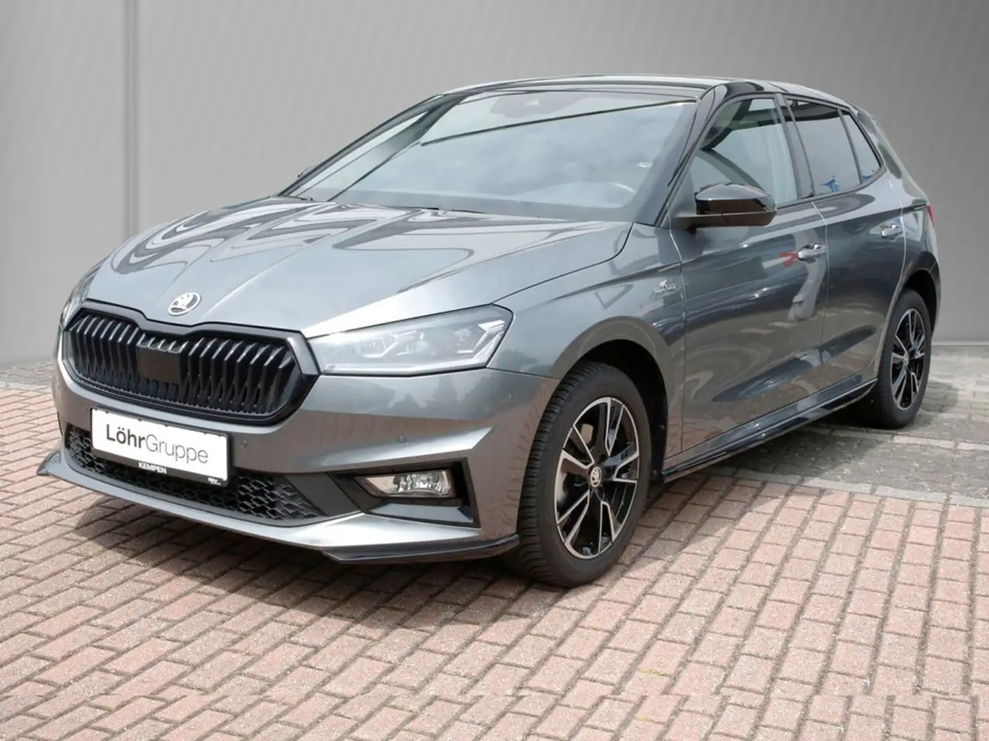 Skoda Fabia 1.0 TSI DSG Monte Carlo 16"LMF Navi+VC ACC RFK+... Grau - 2
