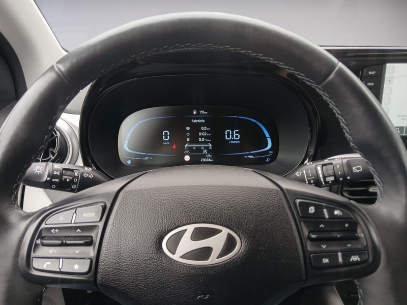 Hyundai i10 1.2 Prime PDC SHZ KAMERA NAVI FACEL. — photo 9