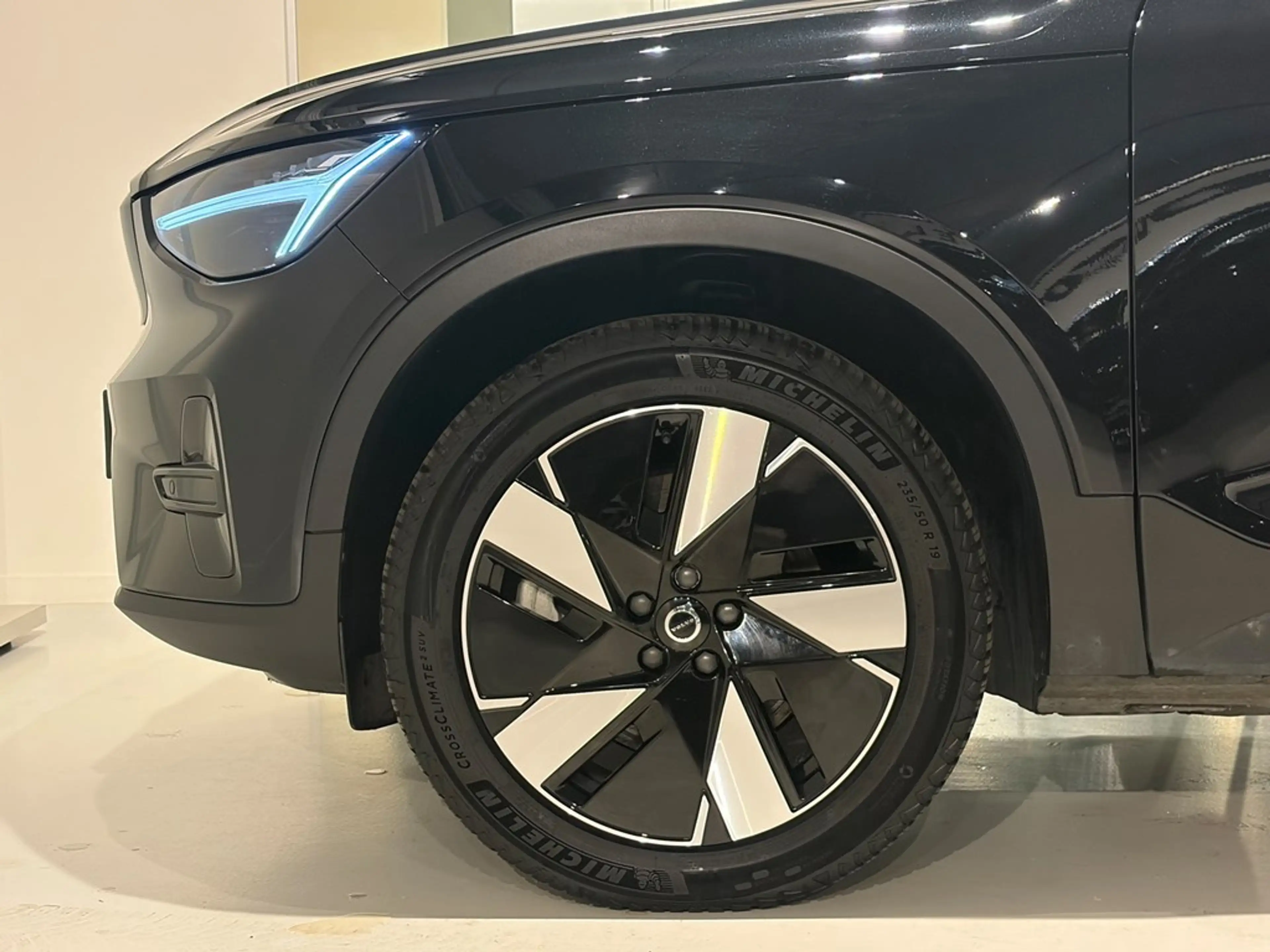 Volvo C40 Recharge Plus Extended Range — photo 3