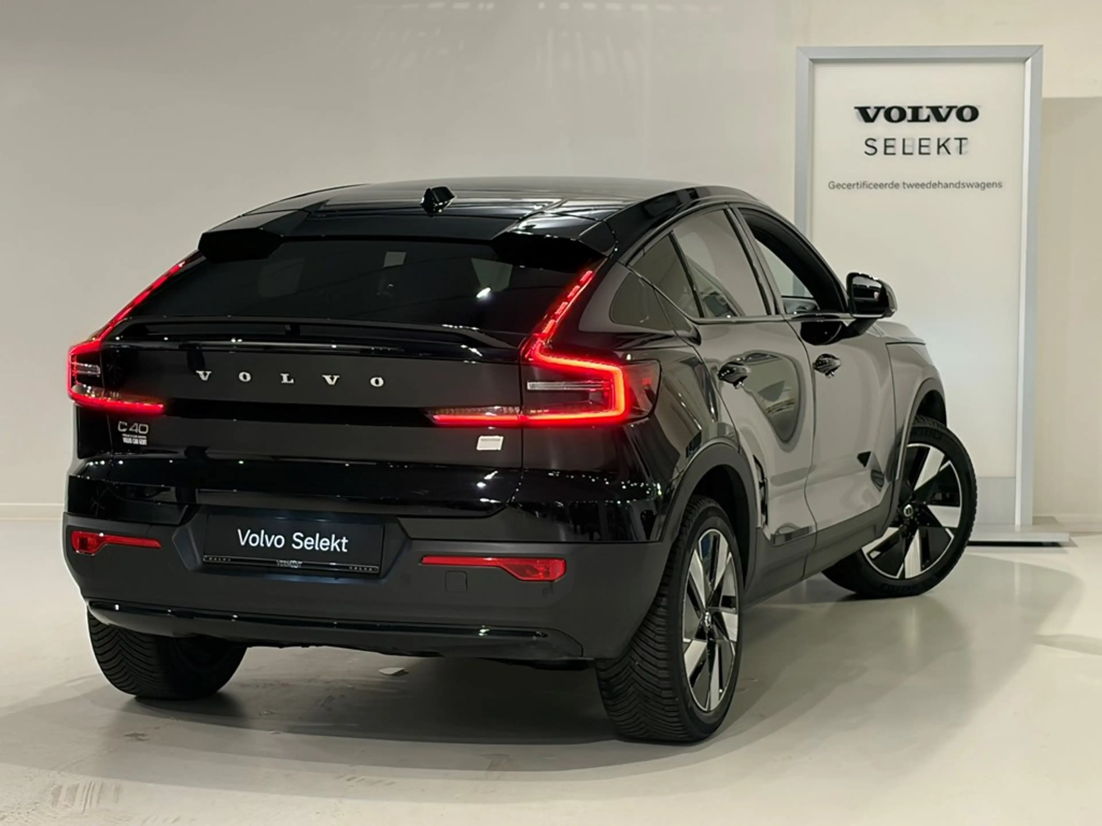 Volvo C40 Recharge Plus Extended Range — photo 2