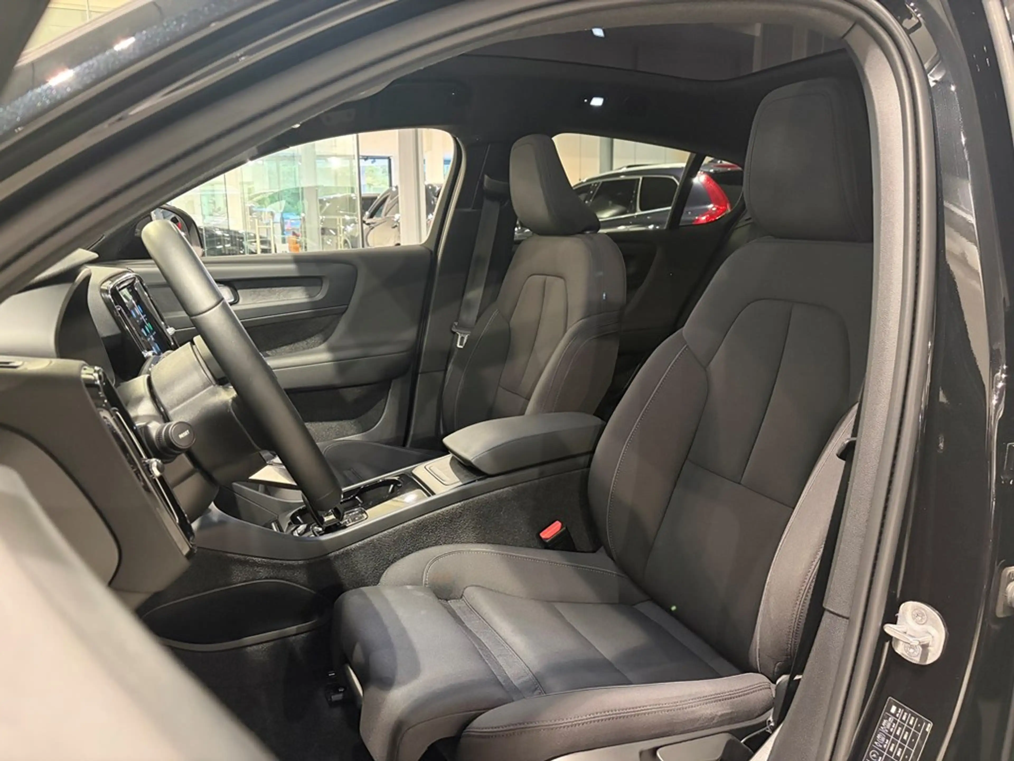 Volvo C40 Recharge Plus Extended Range — photo 5