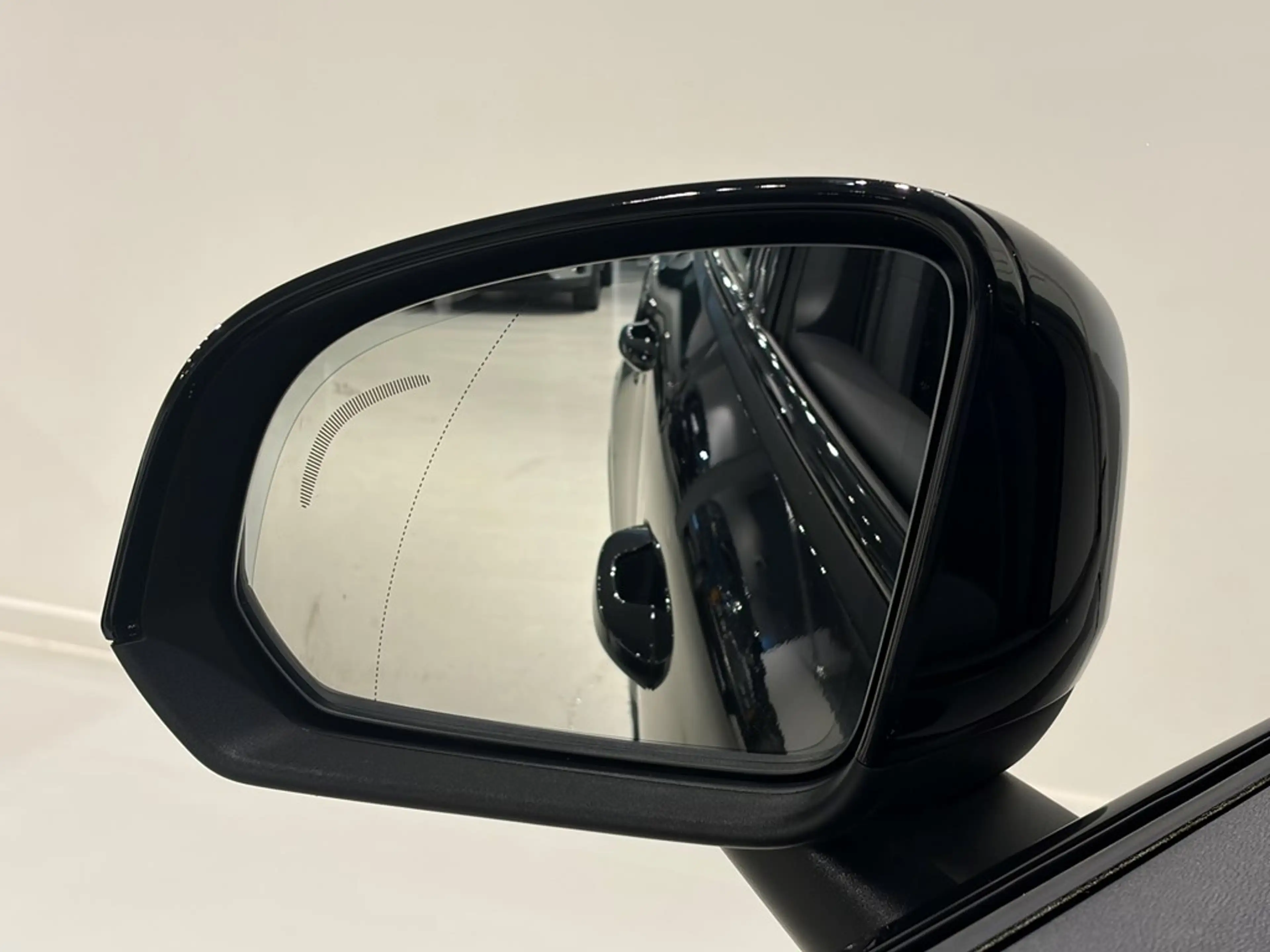 Volvo C40 Recharge Plus Extended Range — photo 9