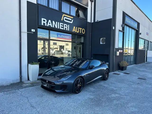 Jaguar F-Type F-Type 2018 Coupe 3.0 V6 s/c R-Dynamic 340cv