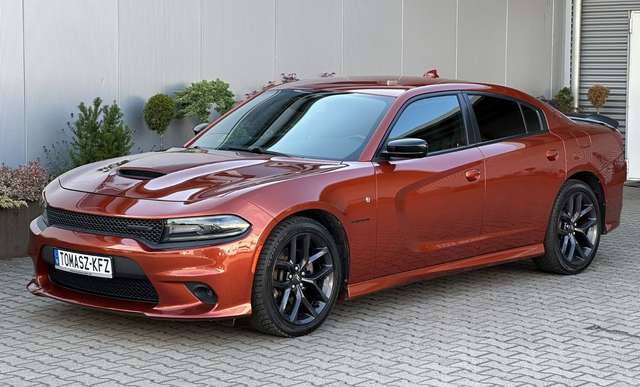 Dodge Charger R/T 5.7 V8*LED*Automt*AC*TÜV Insp. NEU